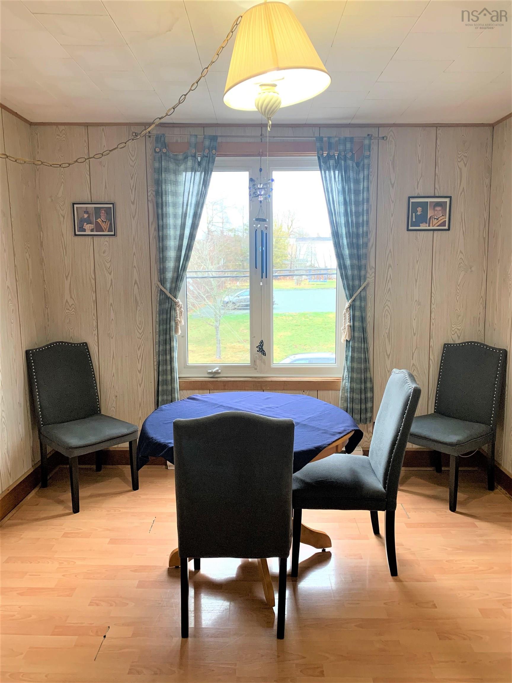 $324,900.00: 6 Junction Road, Springhill