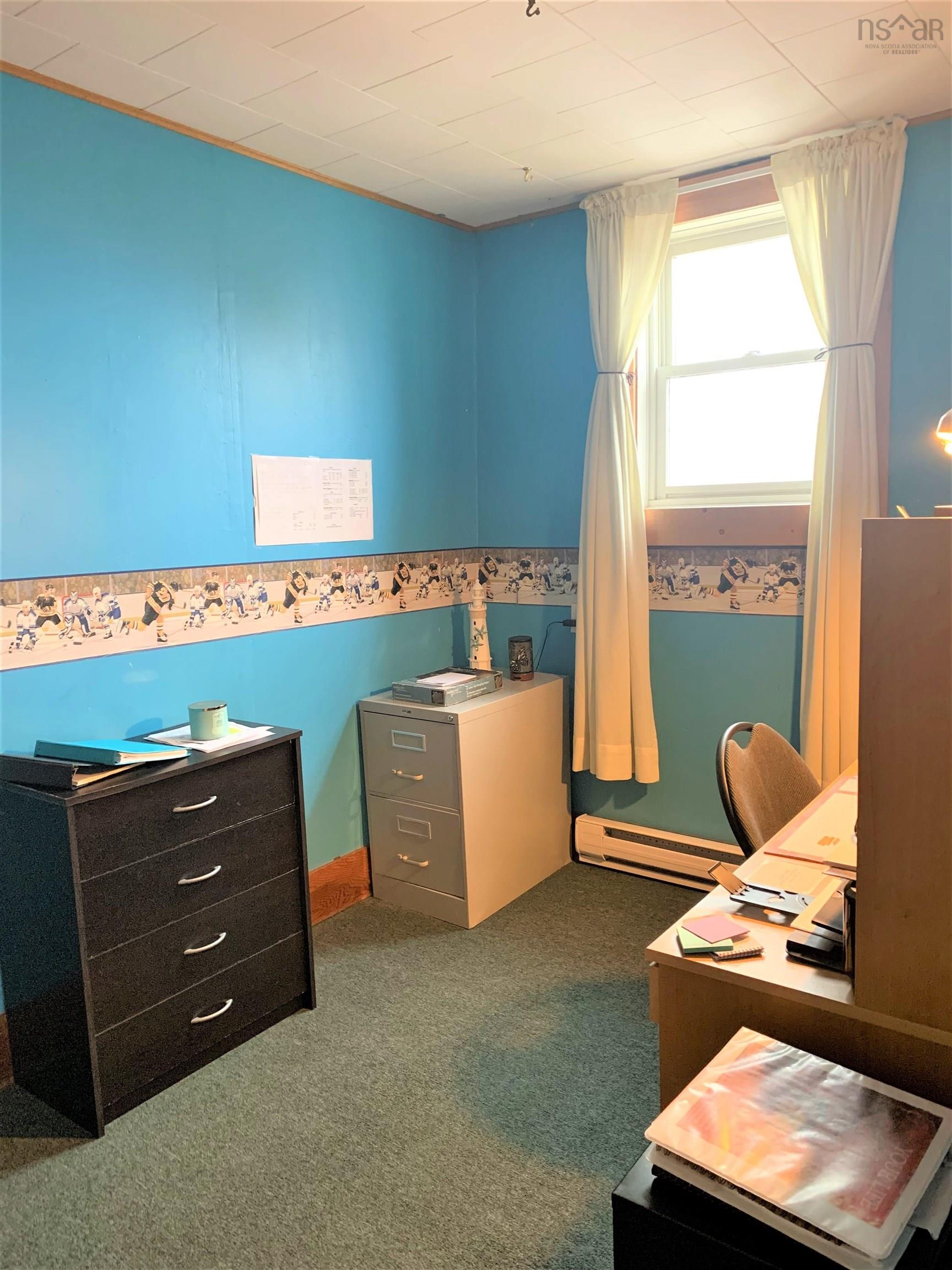 $324,900.00: 6 Junction Road, Springhill