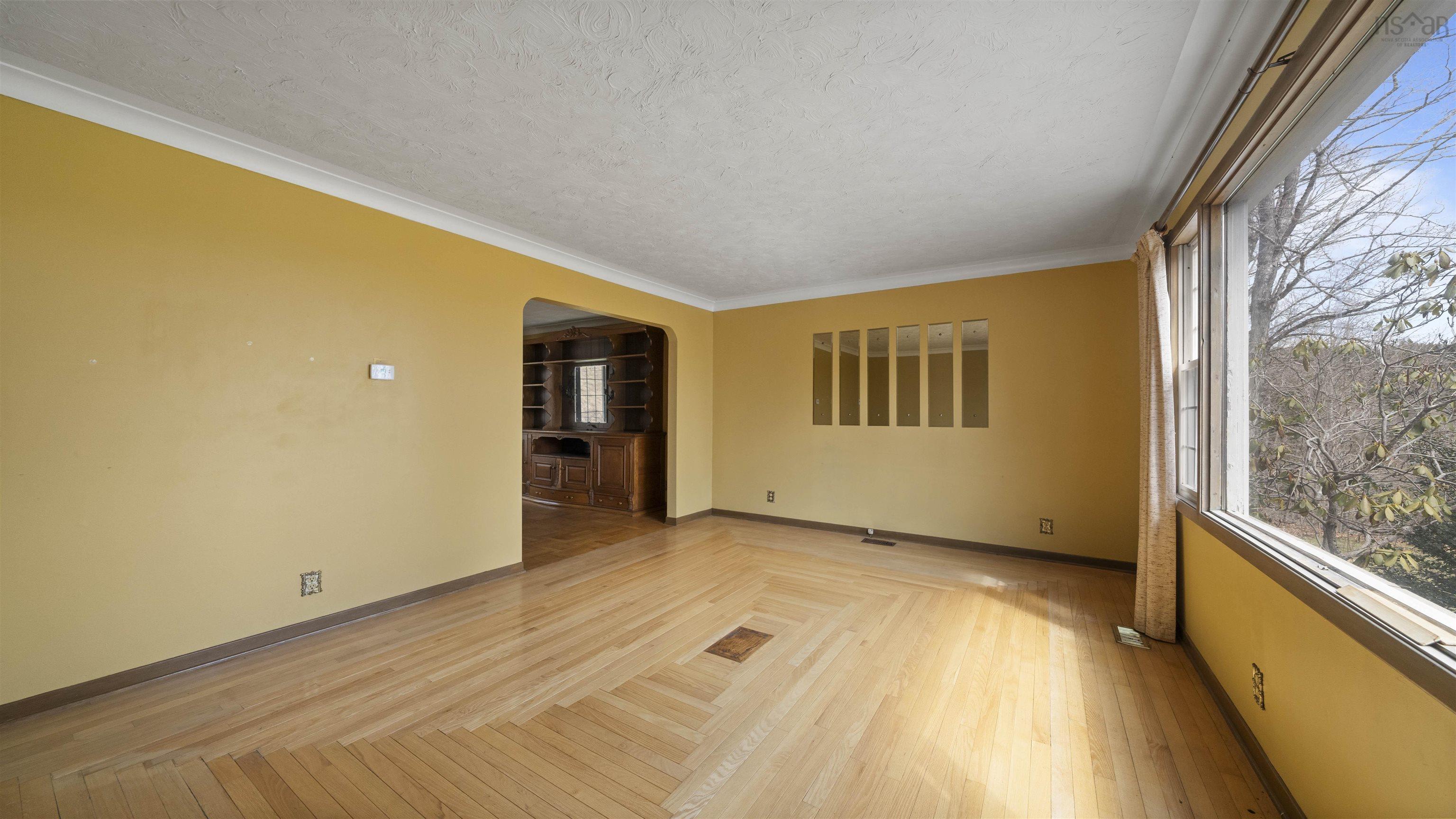 $375,000.00: 459 Upper Road, Londonderry