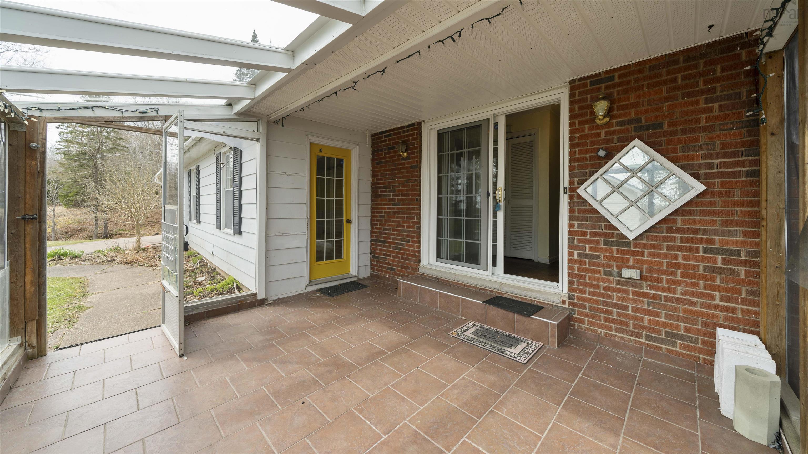 $375,000.00: 459 Upper Road, Londonderry