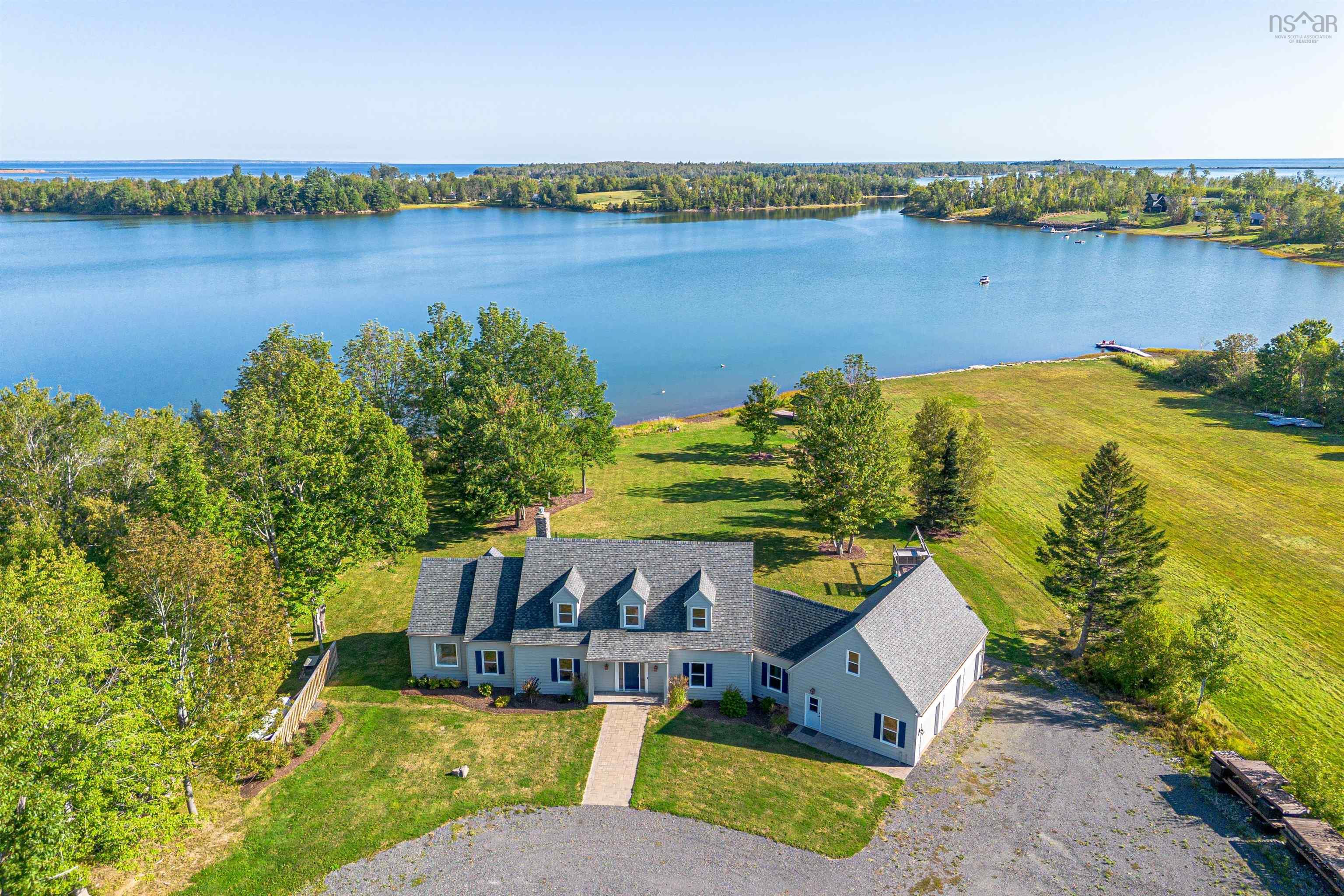 $1,349,000.00: 5293 Little Harbour Road, Little Harbour