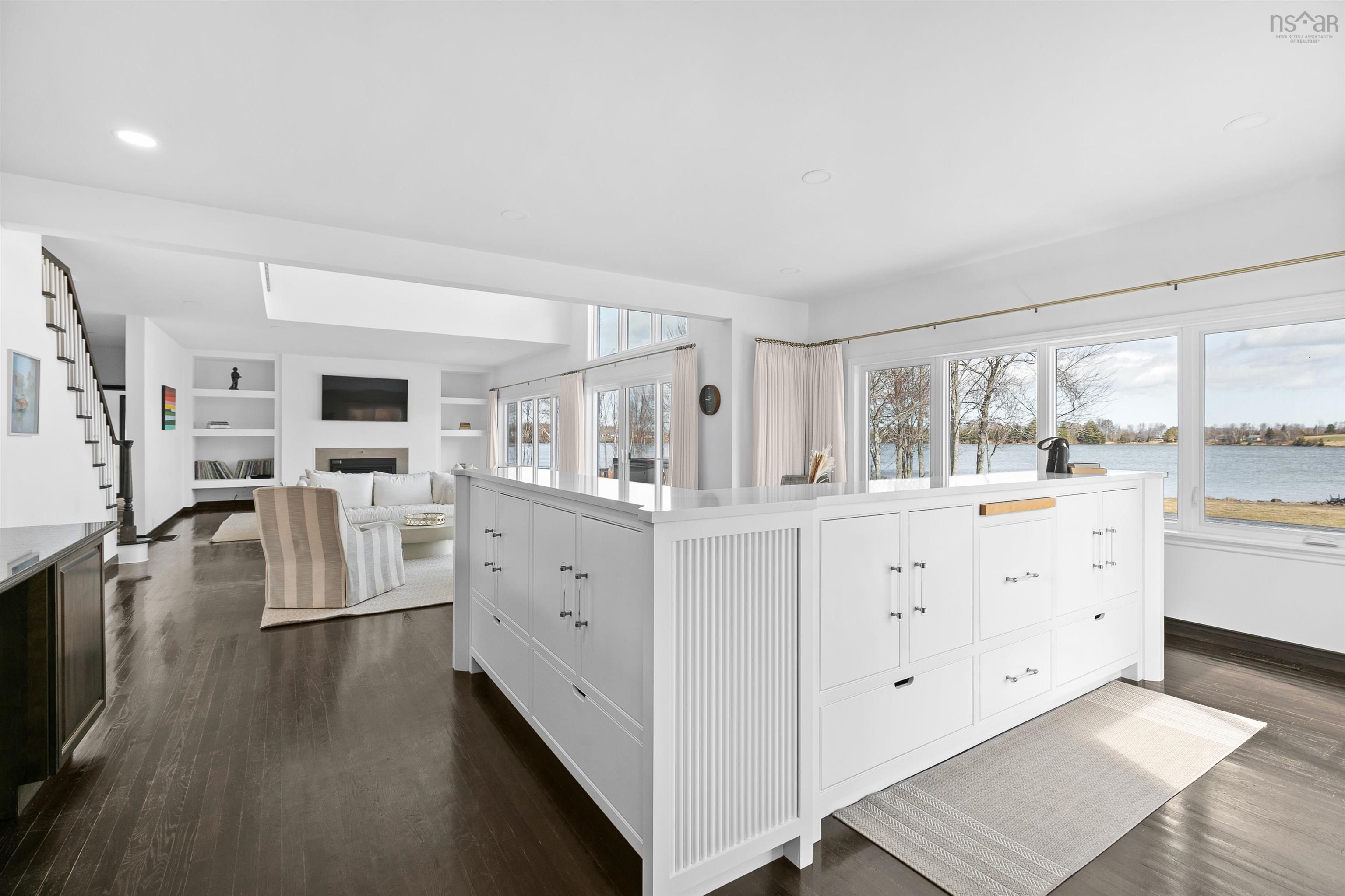 $1,349,000.00: 5293 Little Harbour Road, Little Harbour