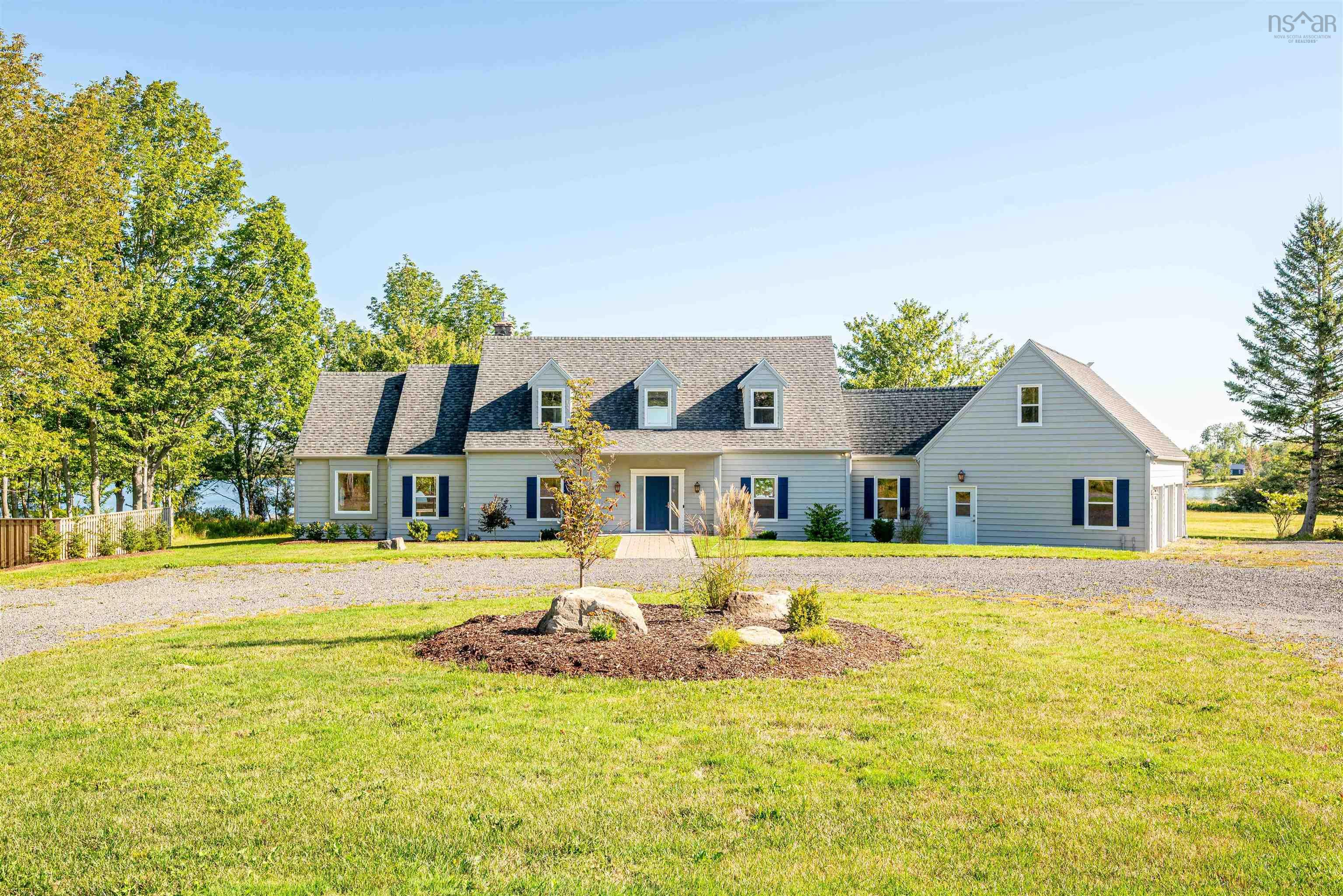 $1,349,000.00: 5293 Little Harbour Road, Little Harbour