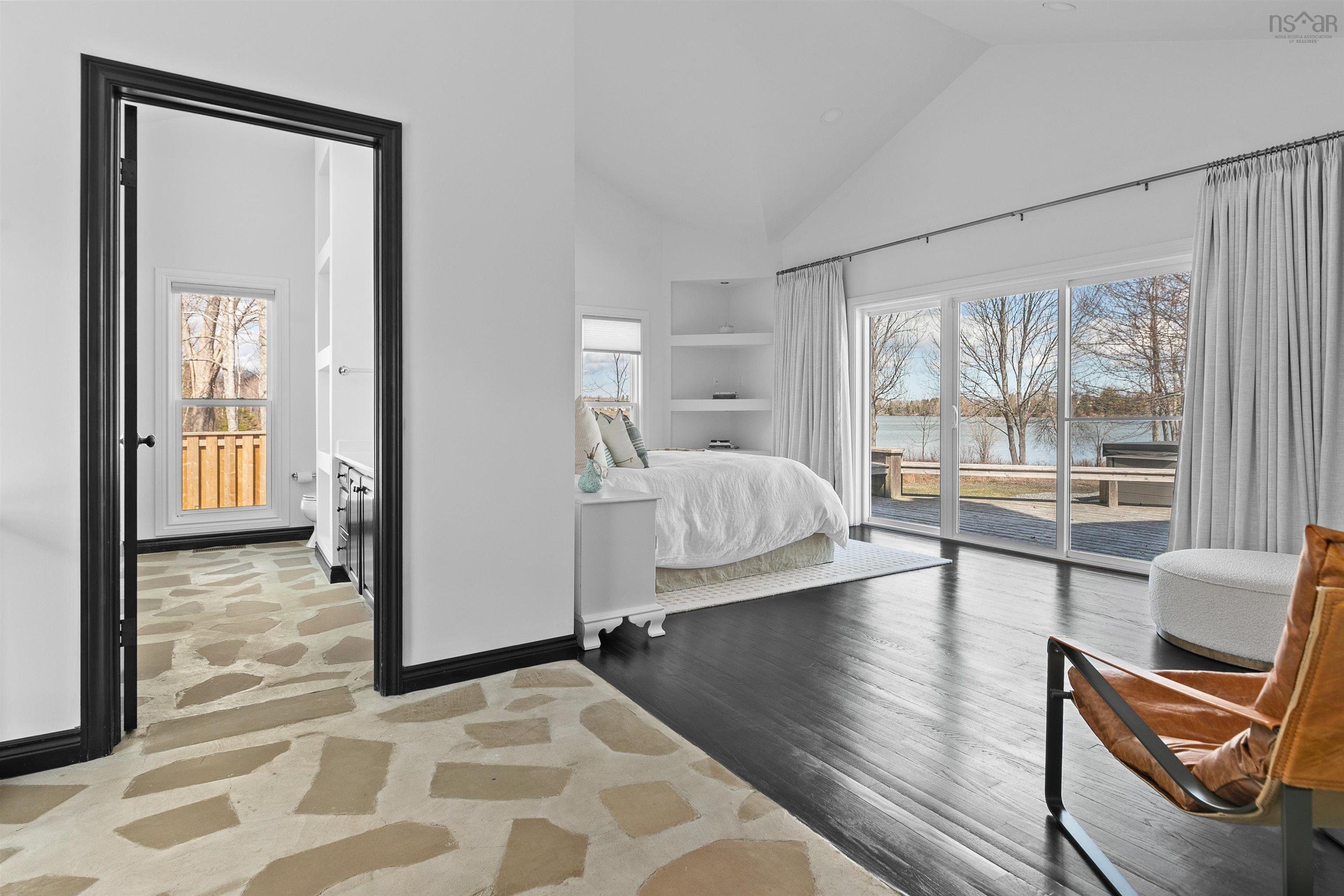 $1,349,000.00: 5293 Little Harbour Road, Little Harbour