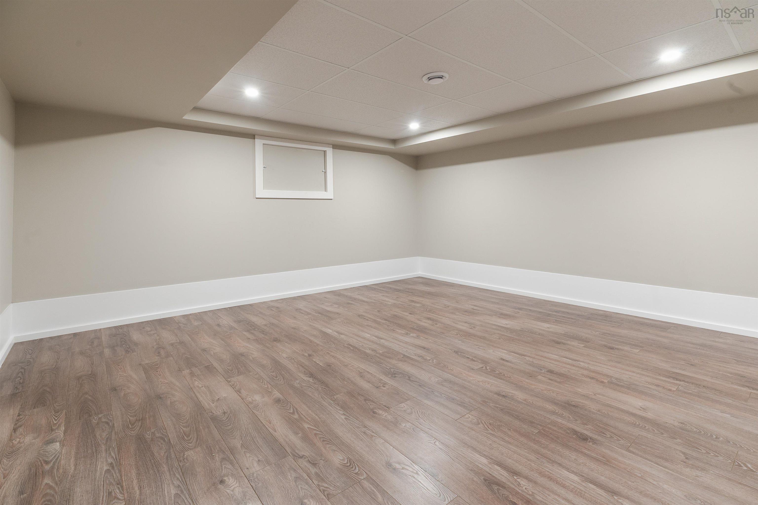 $1,349,000.00: 5293 Little Harbour Road, Little Harbour