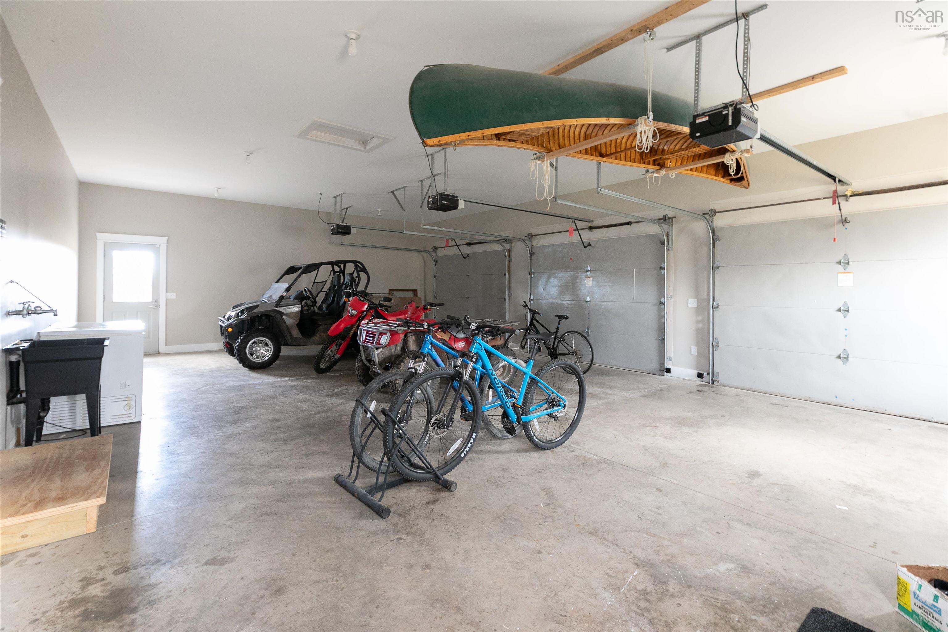 $1,349,000.00: 5293 Little Harbour Road, Little Harbour