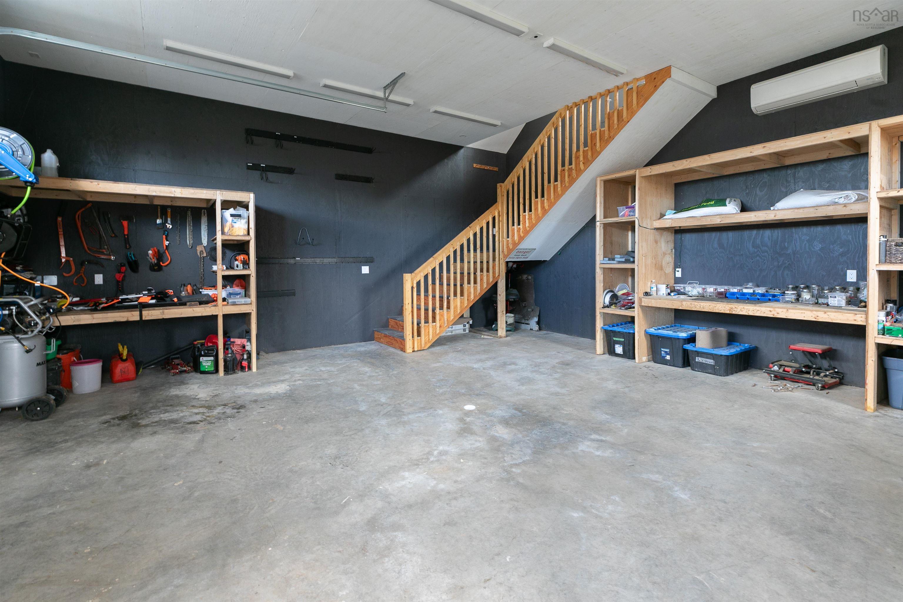 $1,349,000.00: 5293 Little Harbour Road, Little Harbour