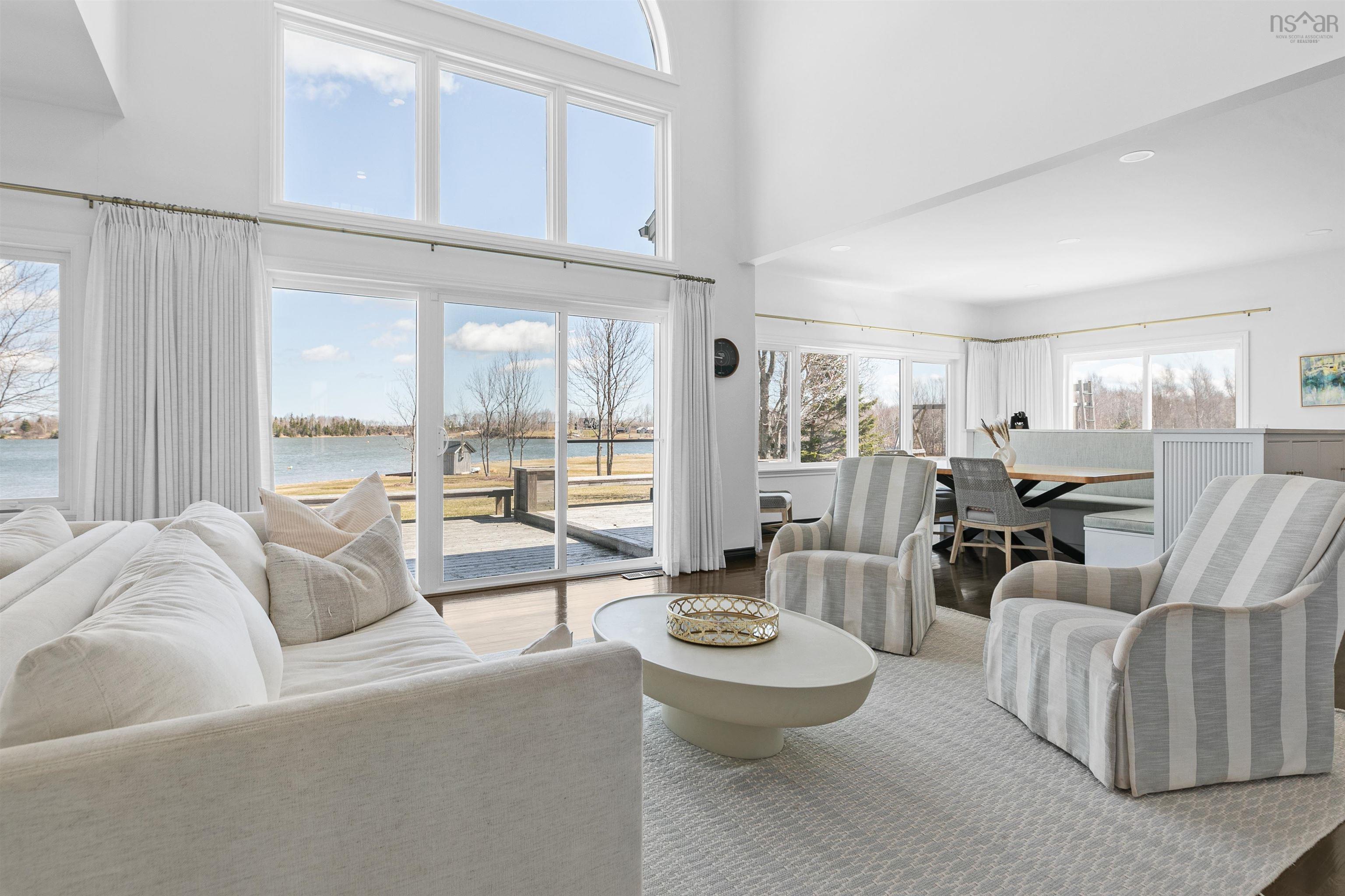 $1,349,000.00: 5293 Little Harbour Road, Little Harbour