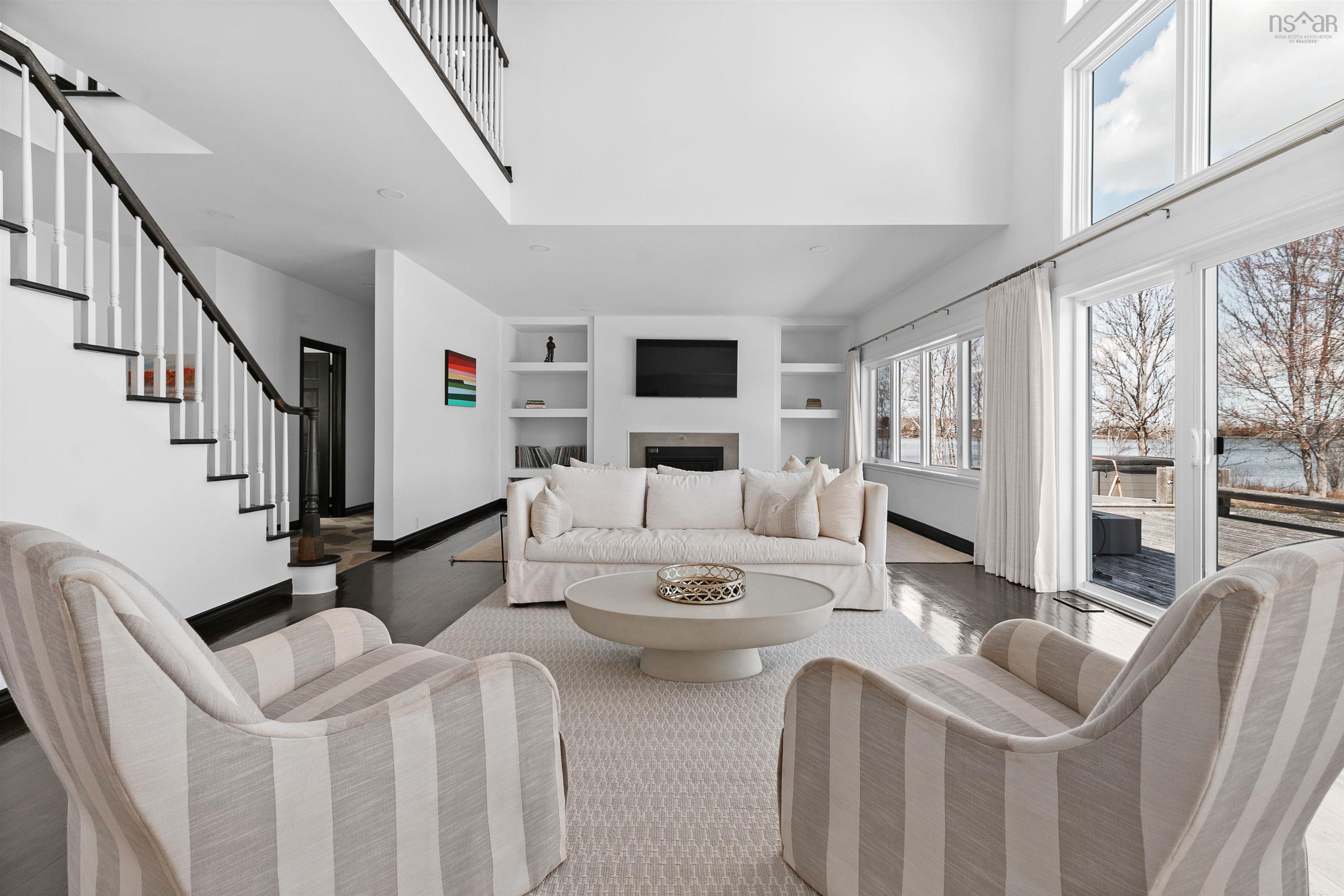 $1,349,000.00: 5293 Little Harbour Road, Little Harbour