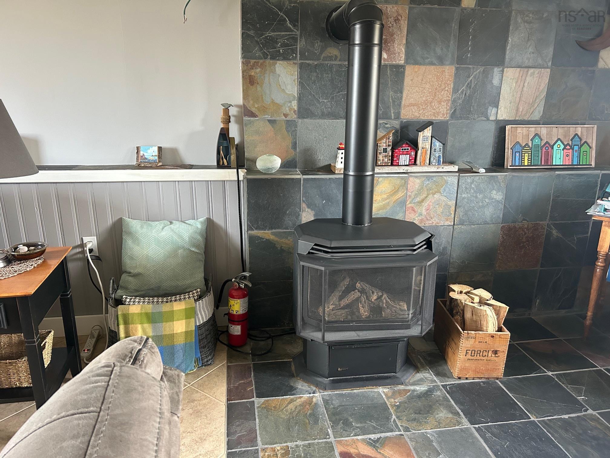 $775,000.00: 78 Fort Point Road, Lahave