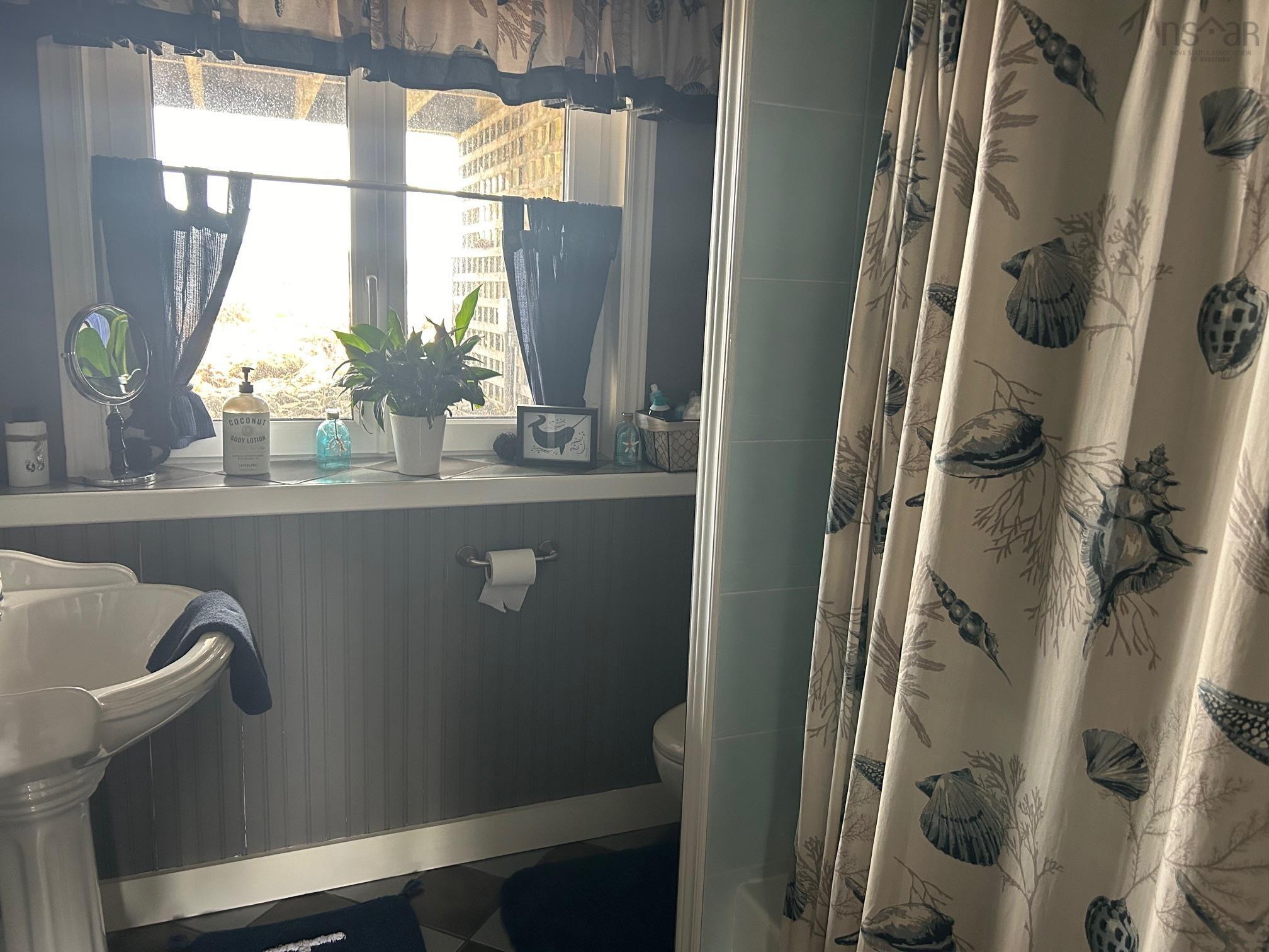 $775,000.00: 78 Fort Point Road, Lahave