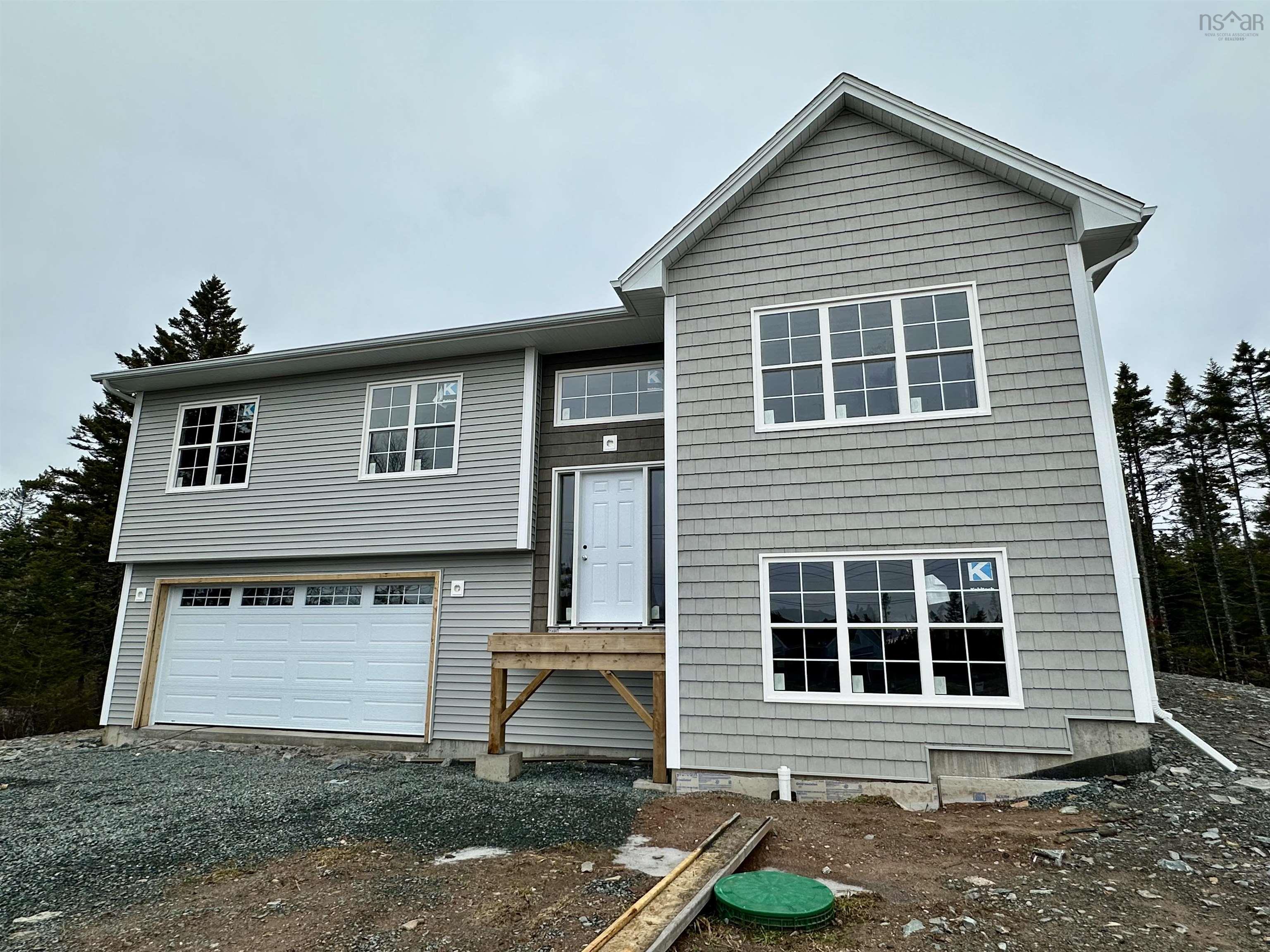 744 682 Celebration Drive, Fall River, NS (MLS 202508770)
