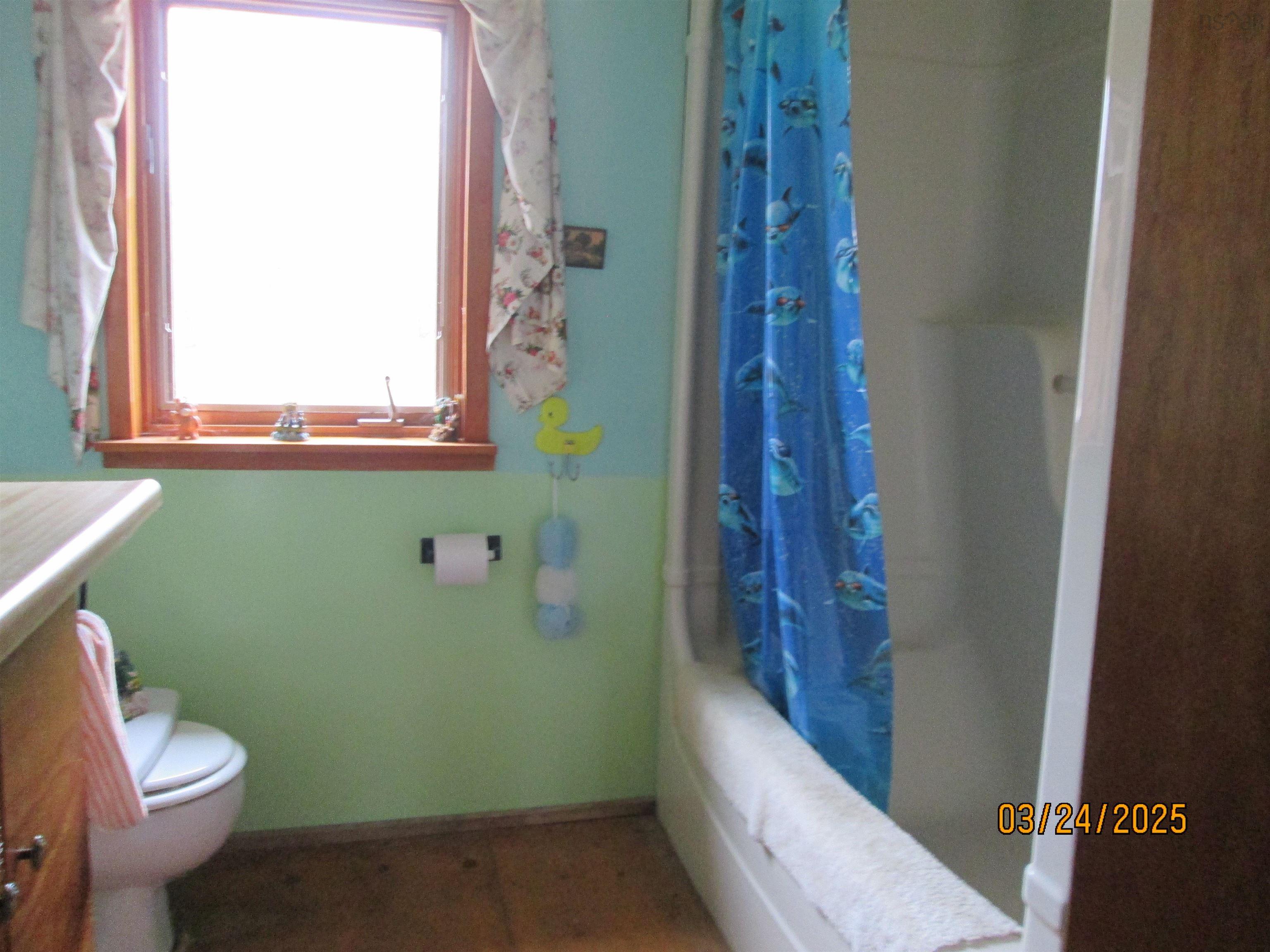 $349,000.00: 40 Mcgillis Island Road, Middle Ohio