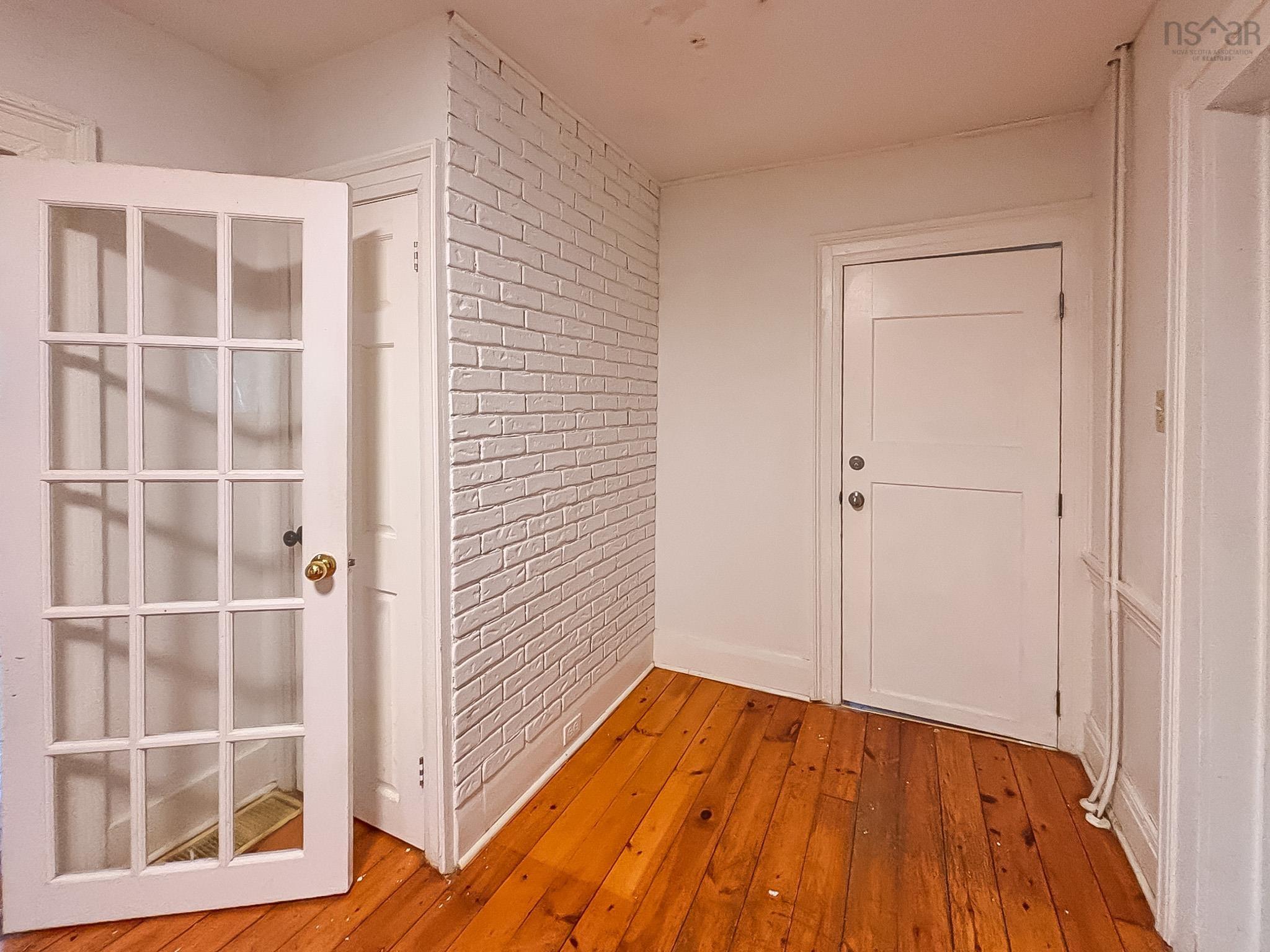 $420,000.00: 111 Main Street, Mahone Bay