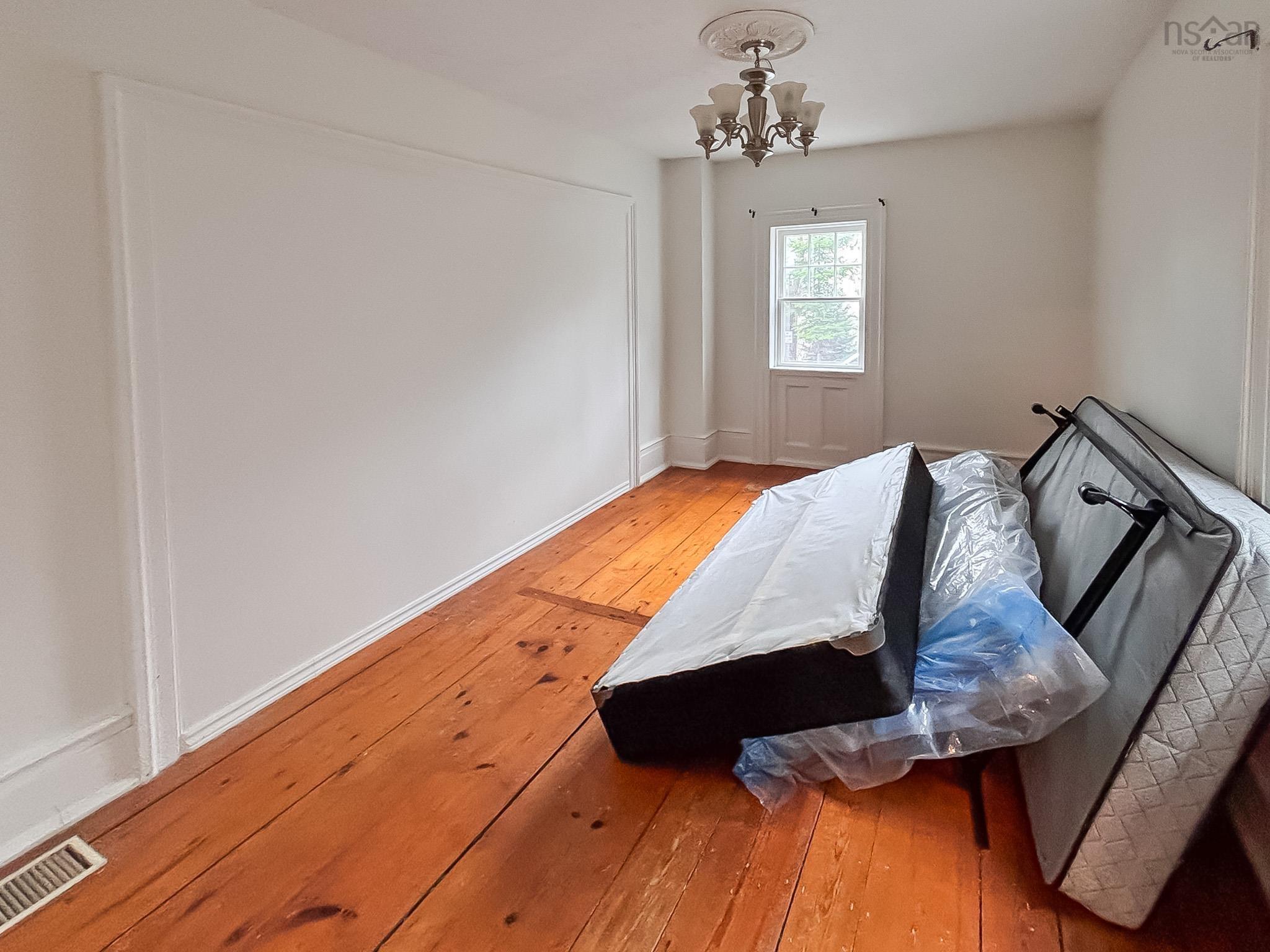 $420,000.00: 111 Main Street, Mahone Bay