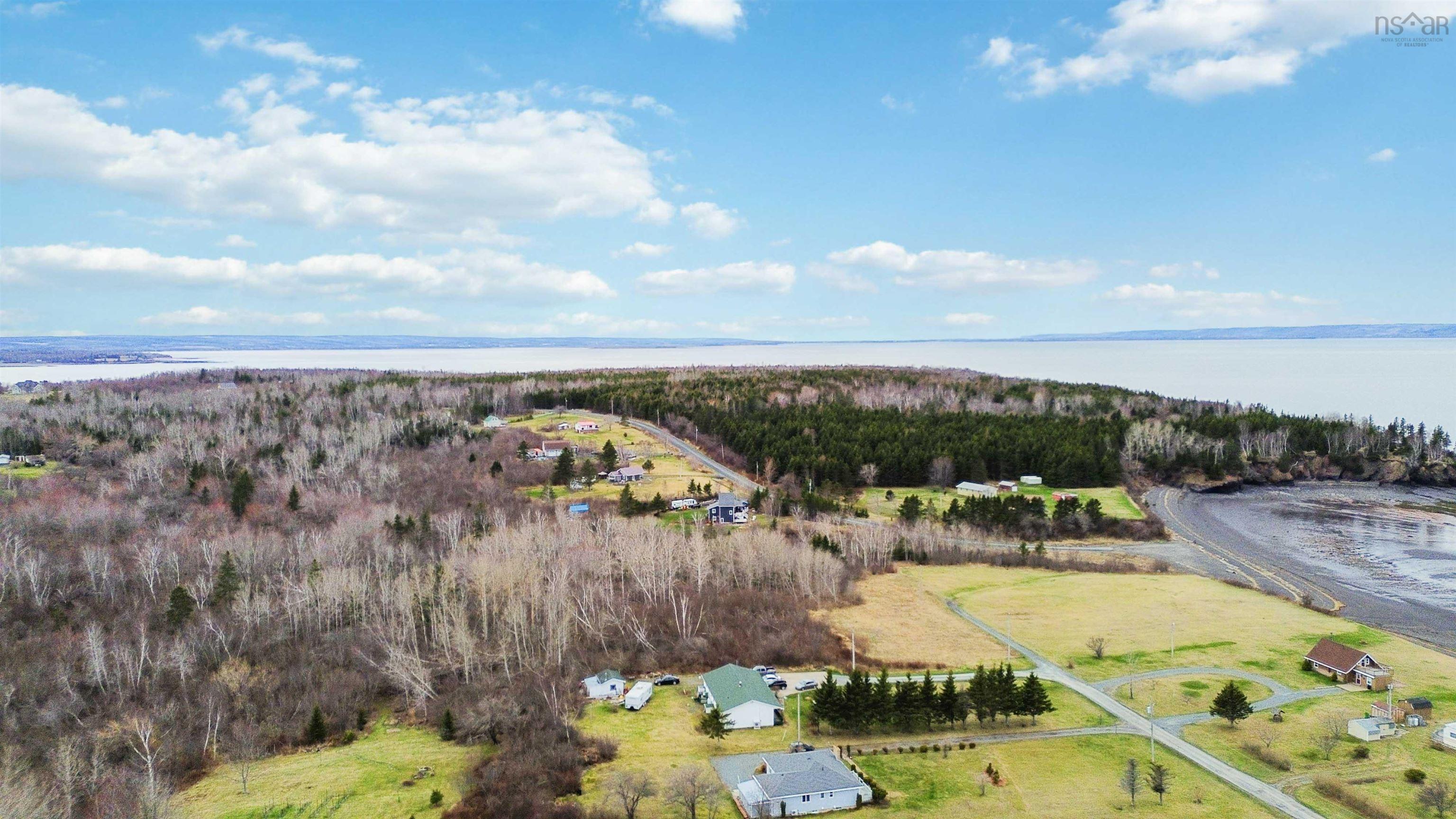 $349,900.00: 13 Cove Road, Bramber