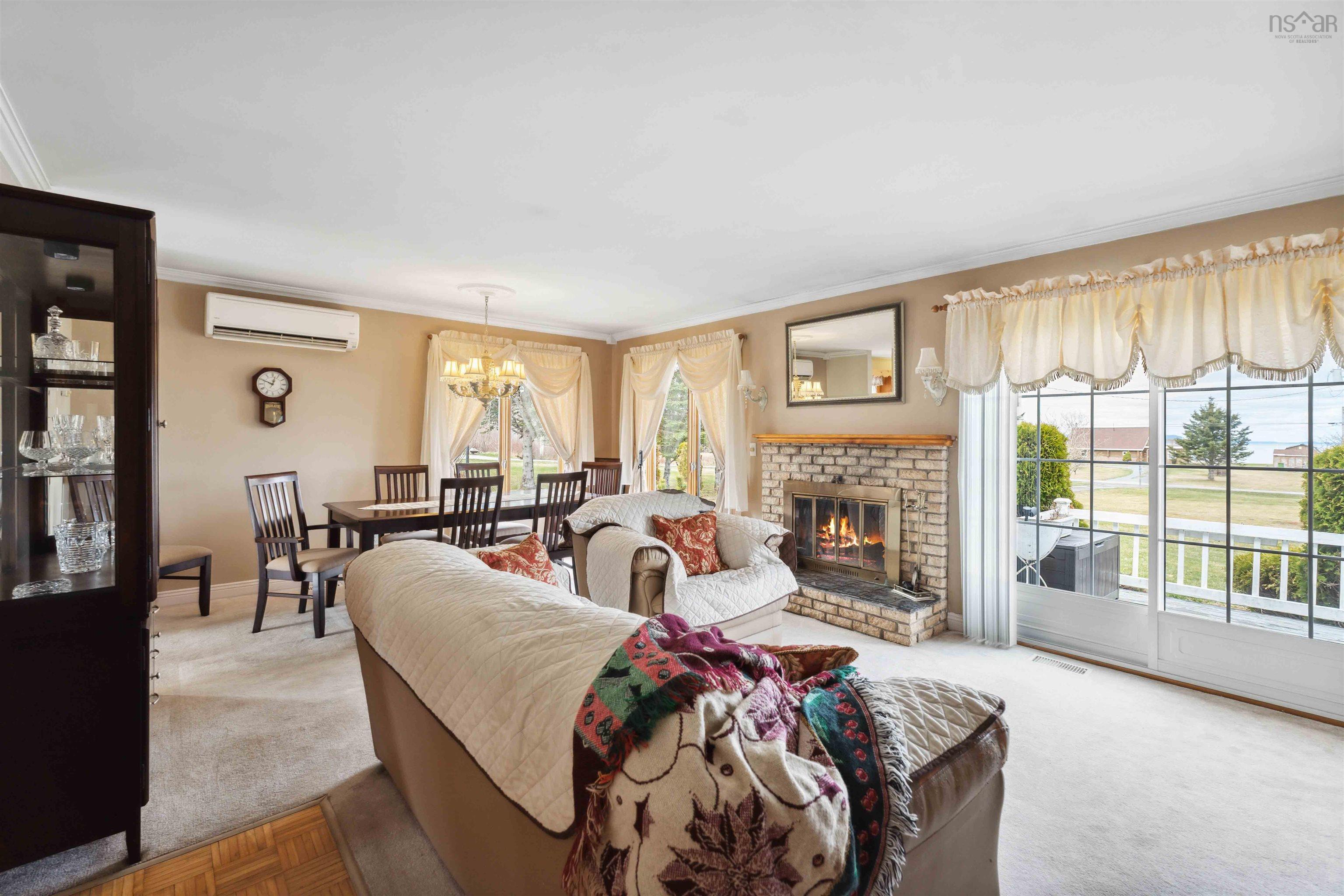 $349,900.00: 13 Cove Road, Bramber