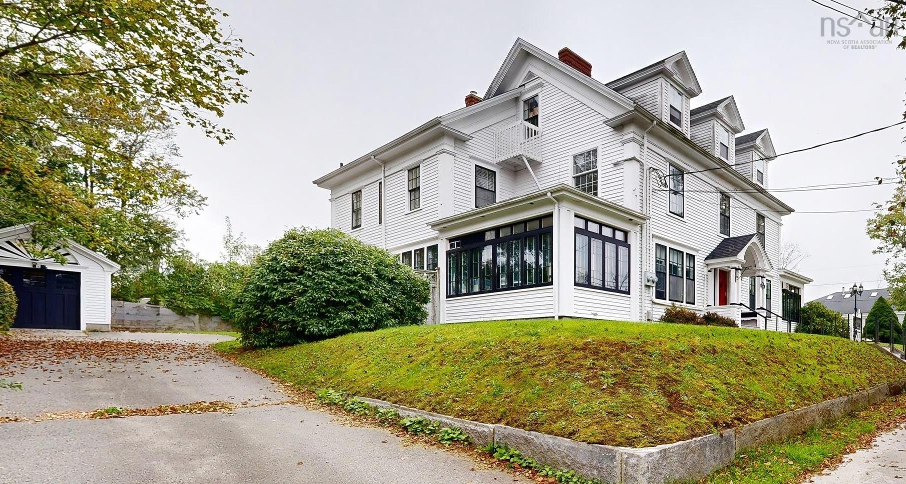 $575,000.00: 130 Water Street, Shelburne