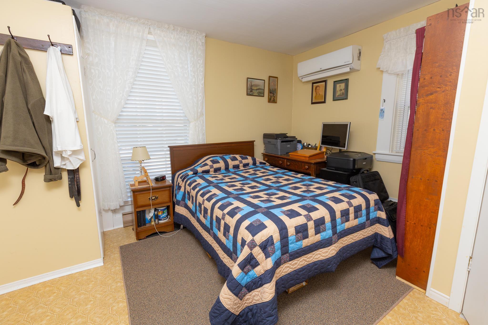 $339,000.00: 15 John Street, Shelburne