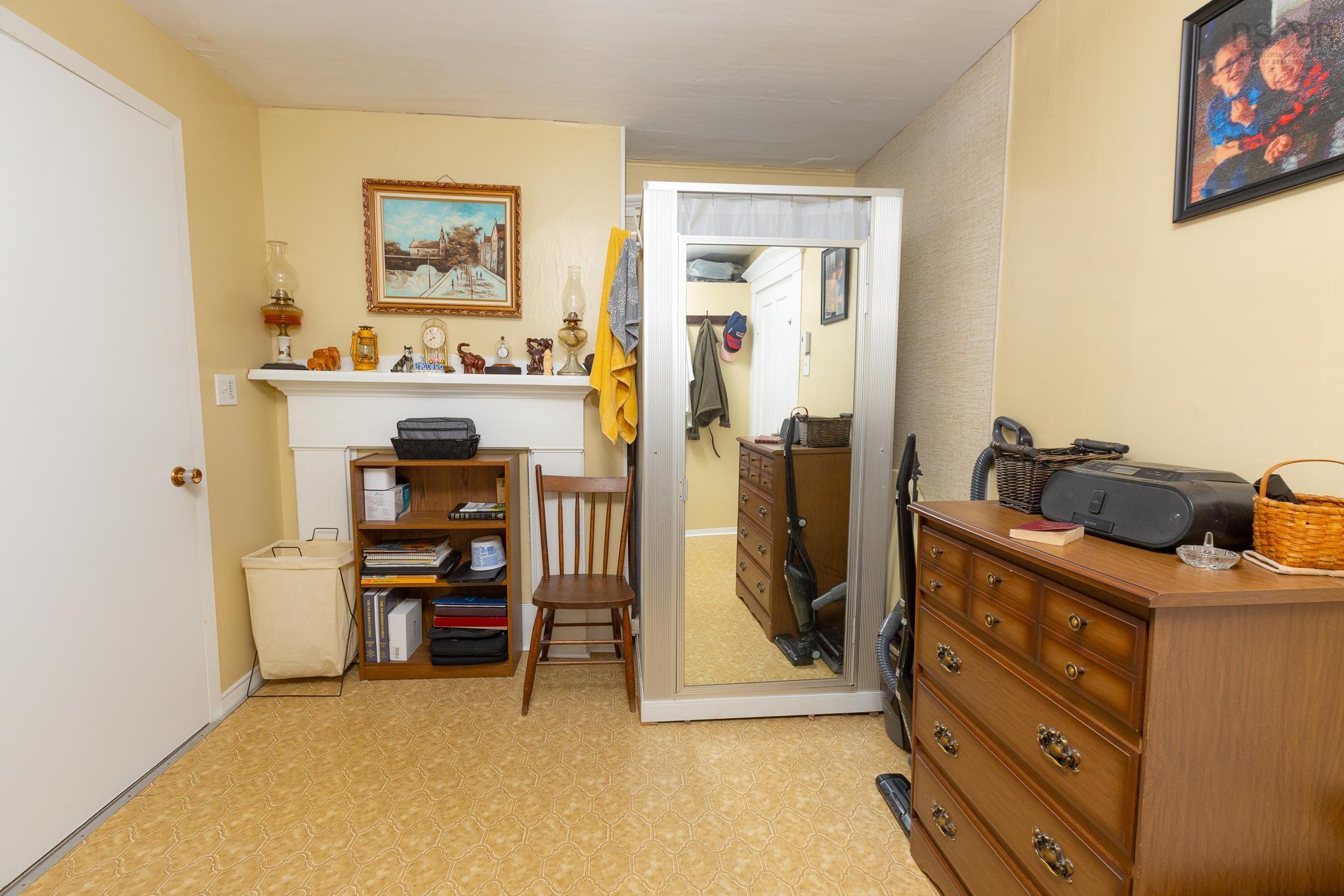 $339,000.00: 15 John Street, Shelburne