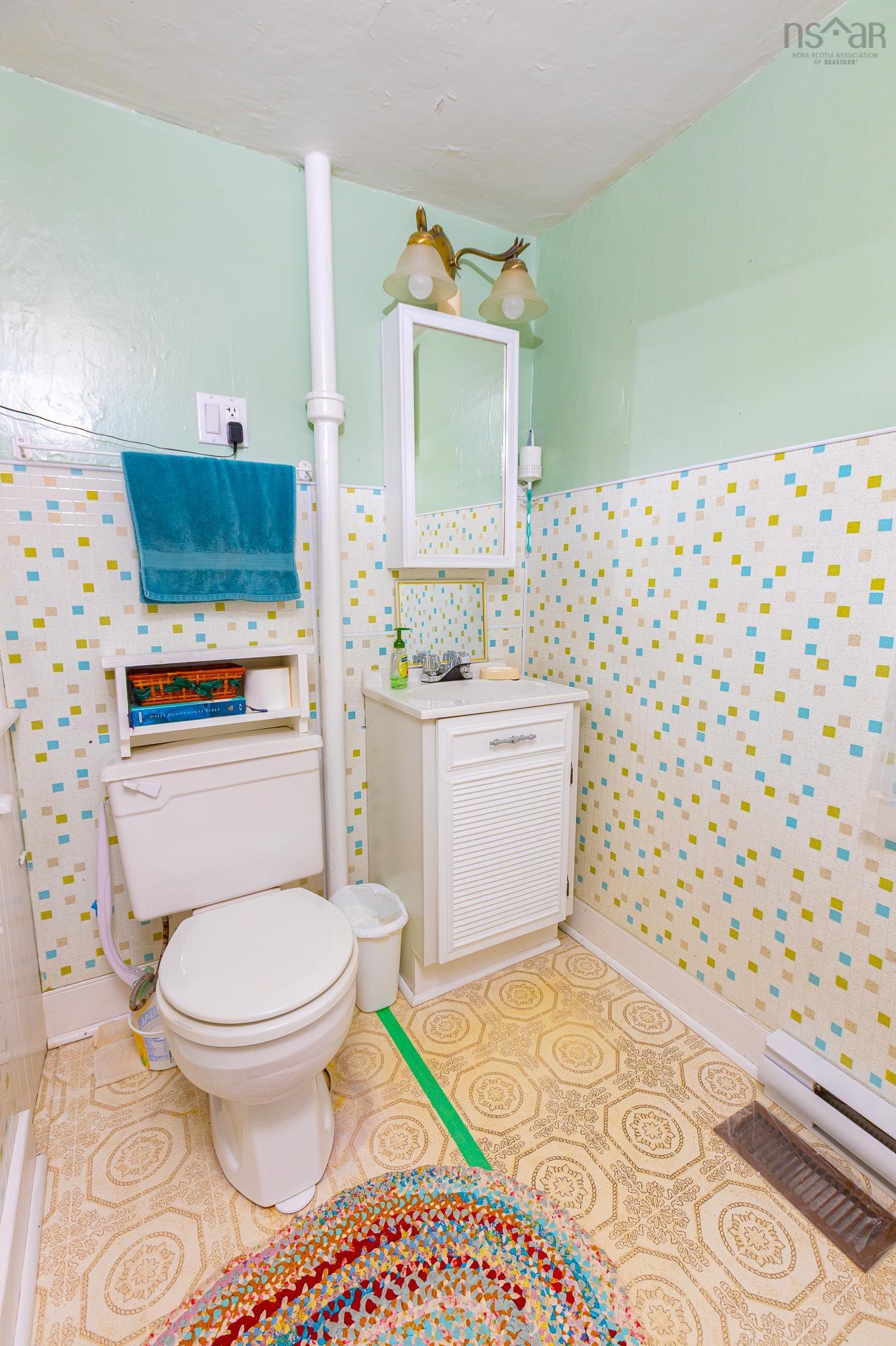 $339,000.00: 15 John Street, Shelburne