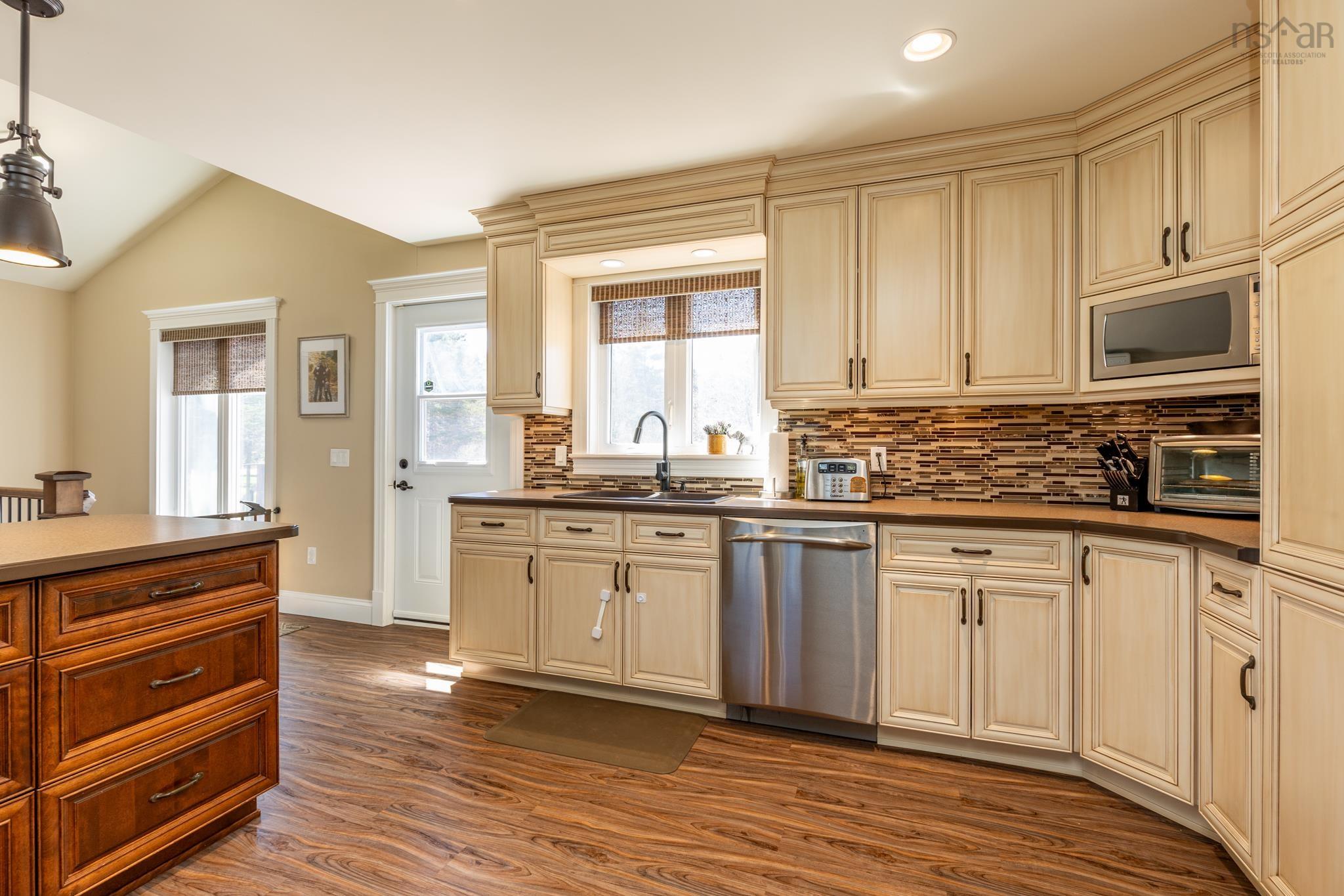 $739,000.00: 180 John Thibodeau Road, Meteghan Centre