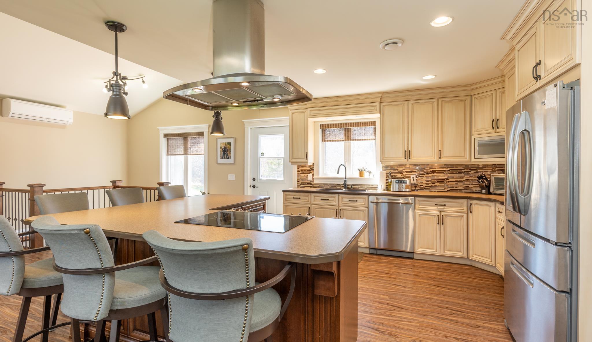 $739,000.00: 180 John Thibodeau Road, Meteghan Centre