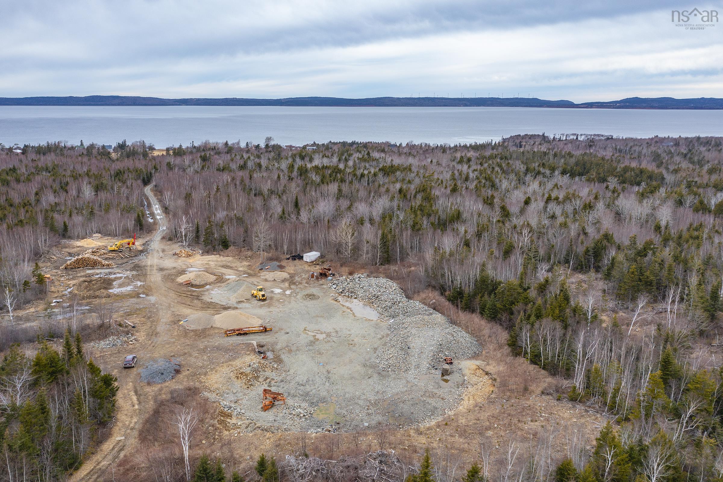 $250,000.00: Highway 101, Plympton