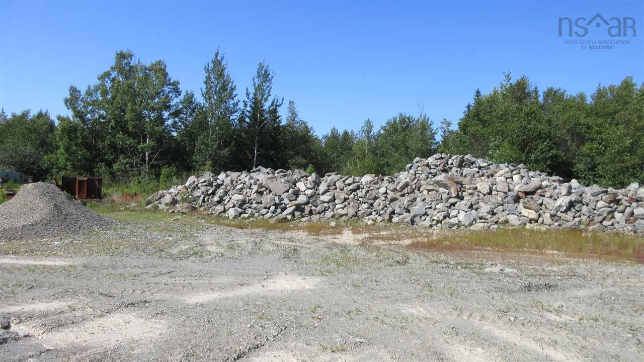 $250,000.00: Highway 101, Plympton