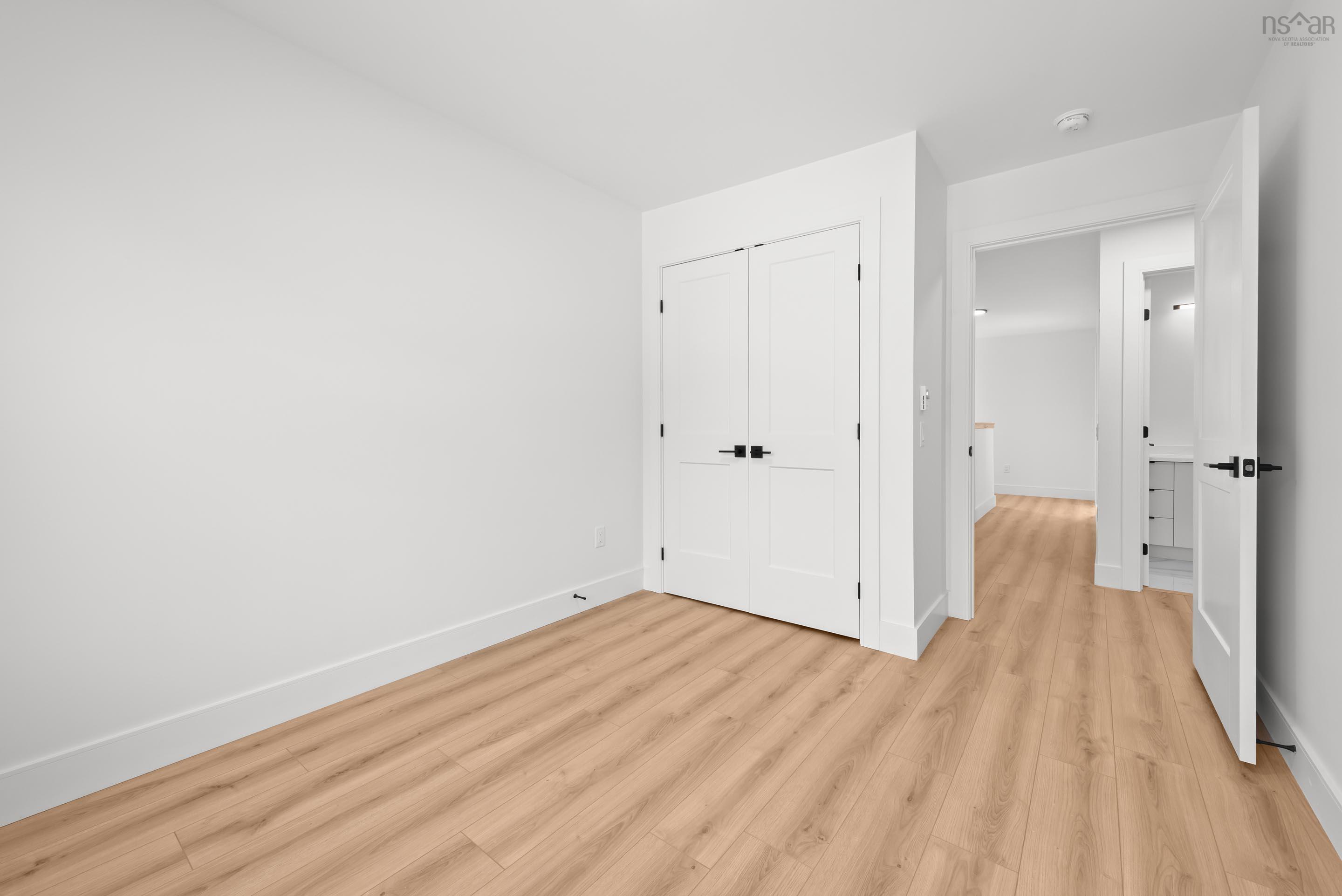 $699,900.00: 148 Colonial Crescent, Halifax