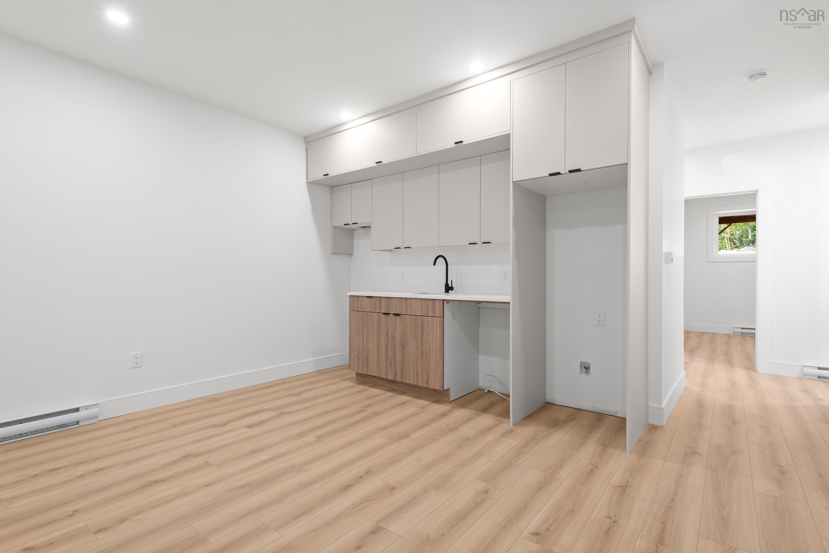 $699,900.00: 148 Colonial Crescent, Halifax