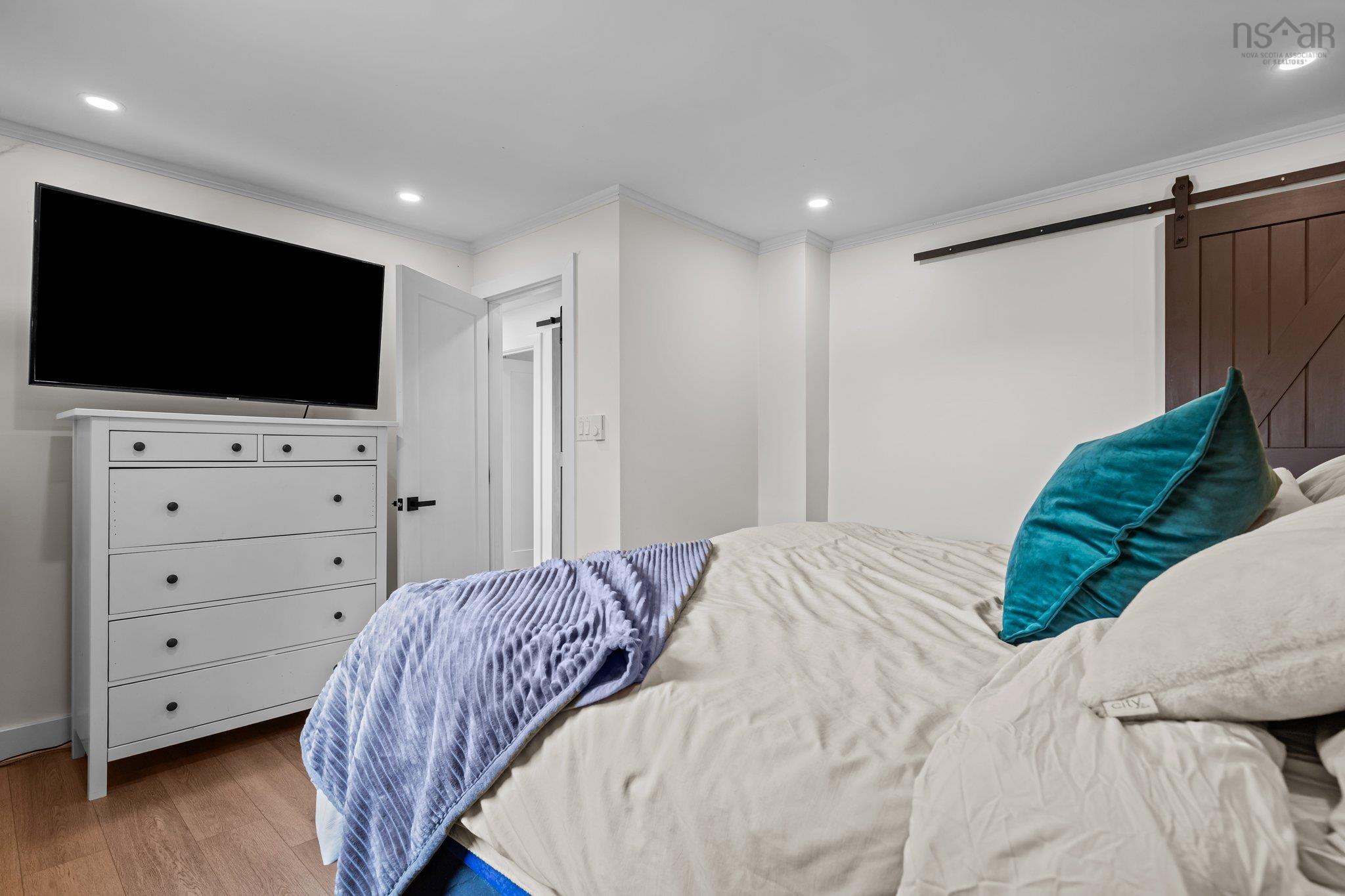 $399,900.00: 1308 Highway 2, Lantz