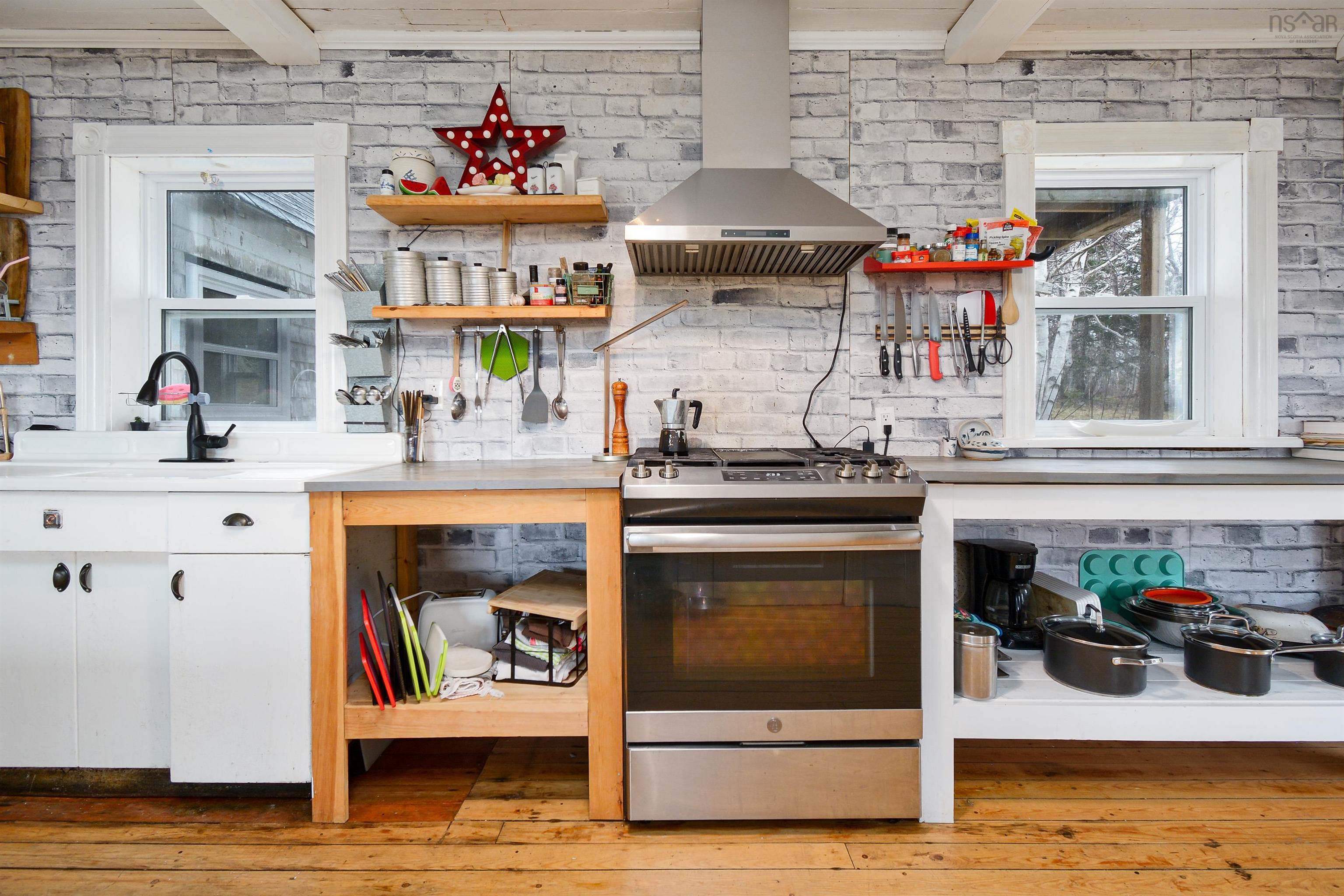 $375,000.00: 29219 Cabot Trail, Cape North