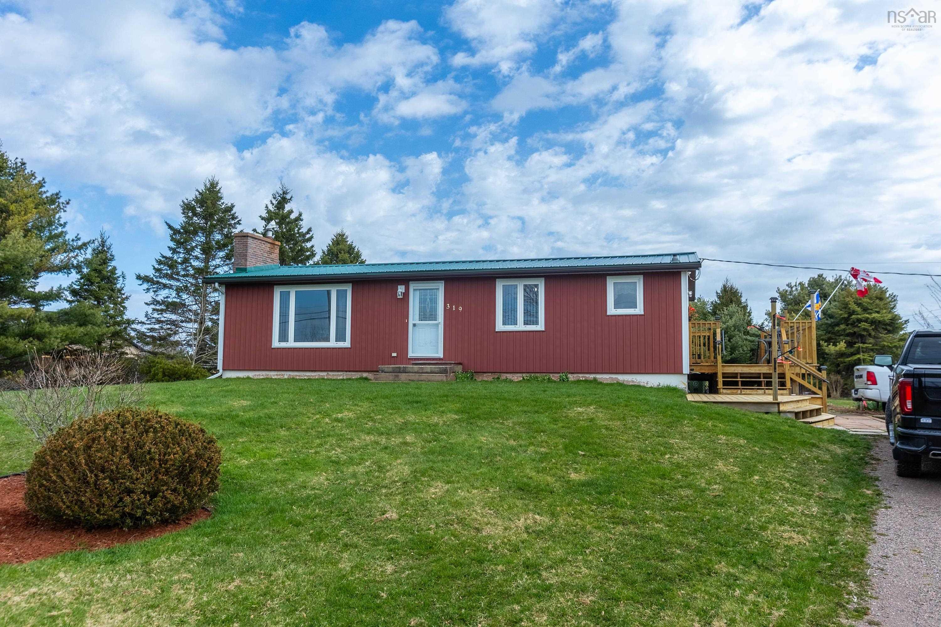 319 Willow Street, East Amherst, NS (MLS 202509495)