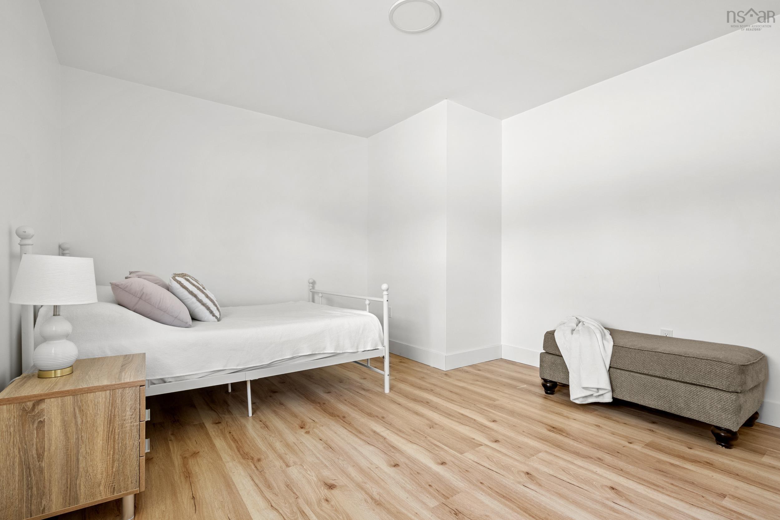 $399,000.00: 24986 Highway 7, Port Dufferin