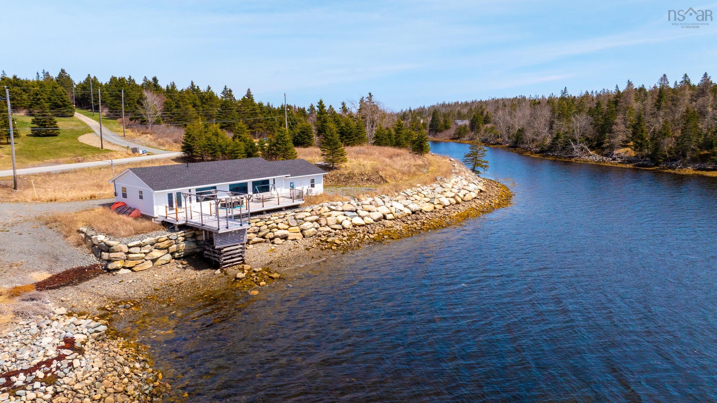 $399,000.00: 24986 Highway 7, Port Dufferin