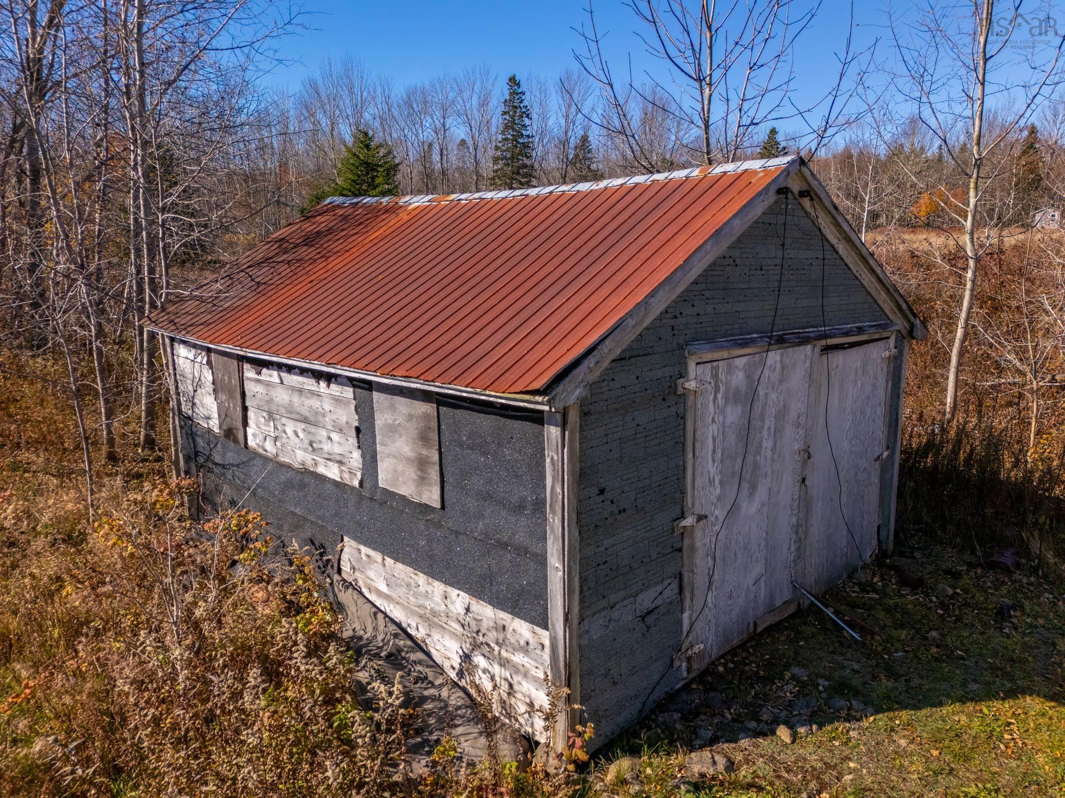 $249,900.00: 1405 Bloomington Road, Bloomington