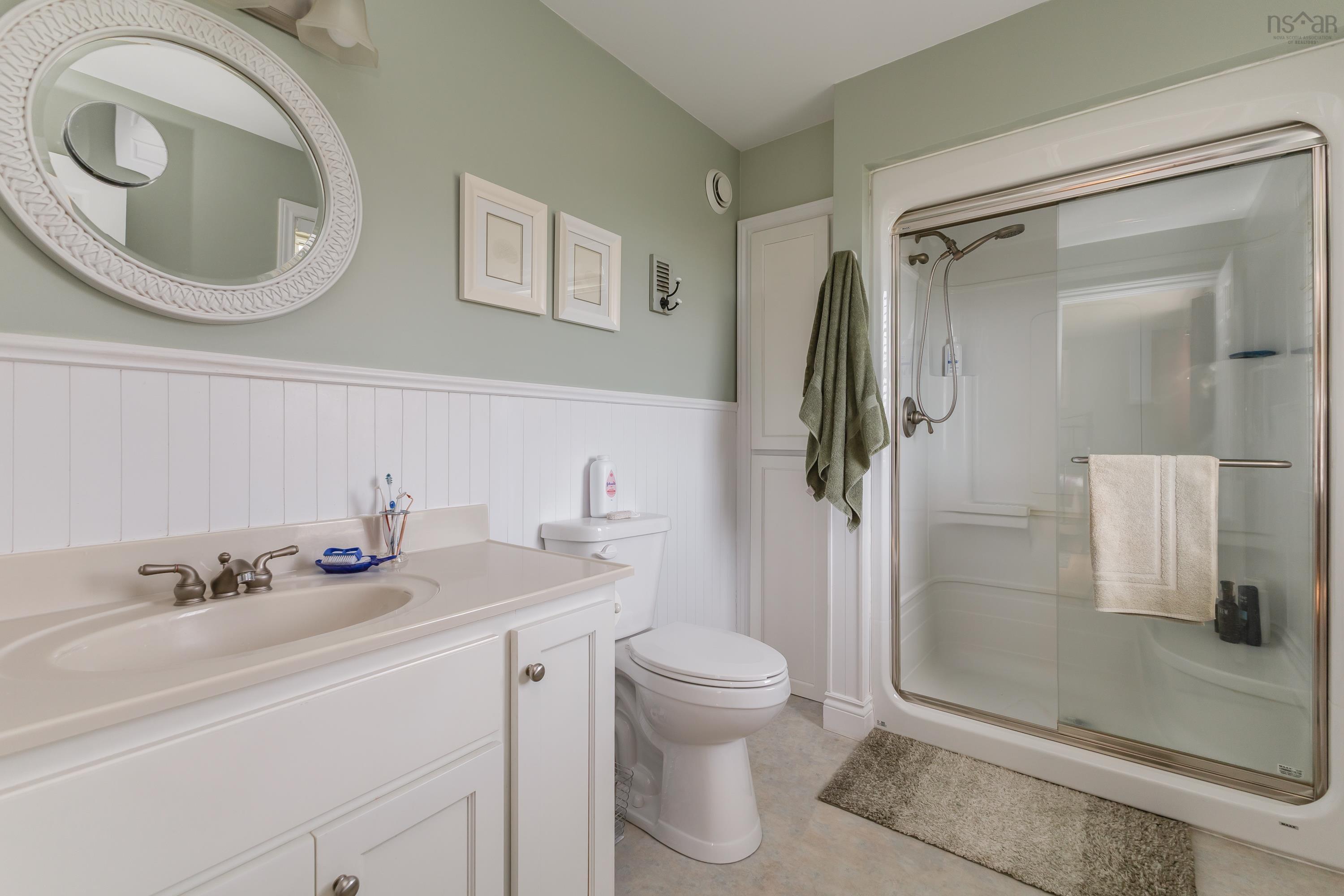 $650,000.00: 70 Davidson Lane, Waterside