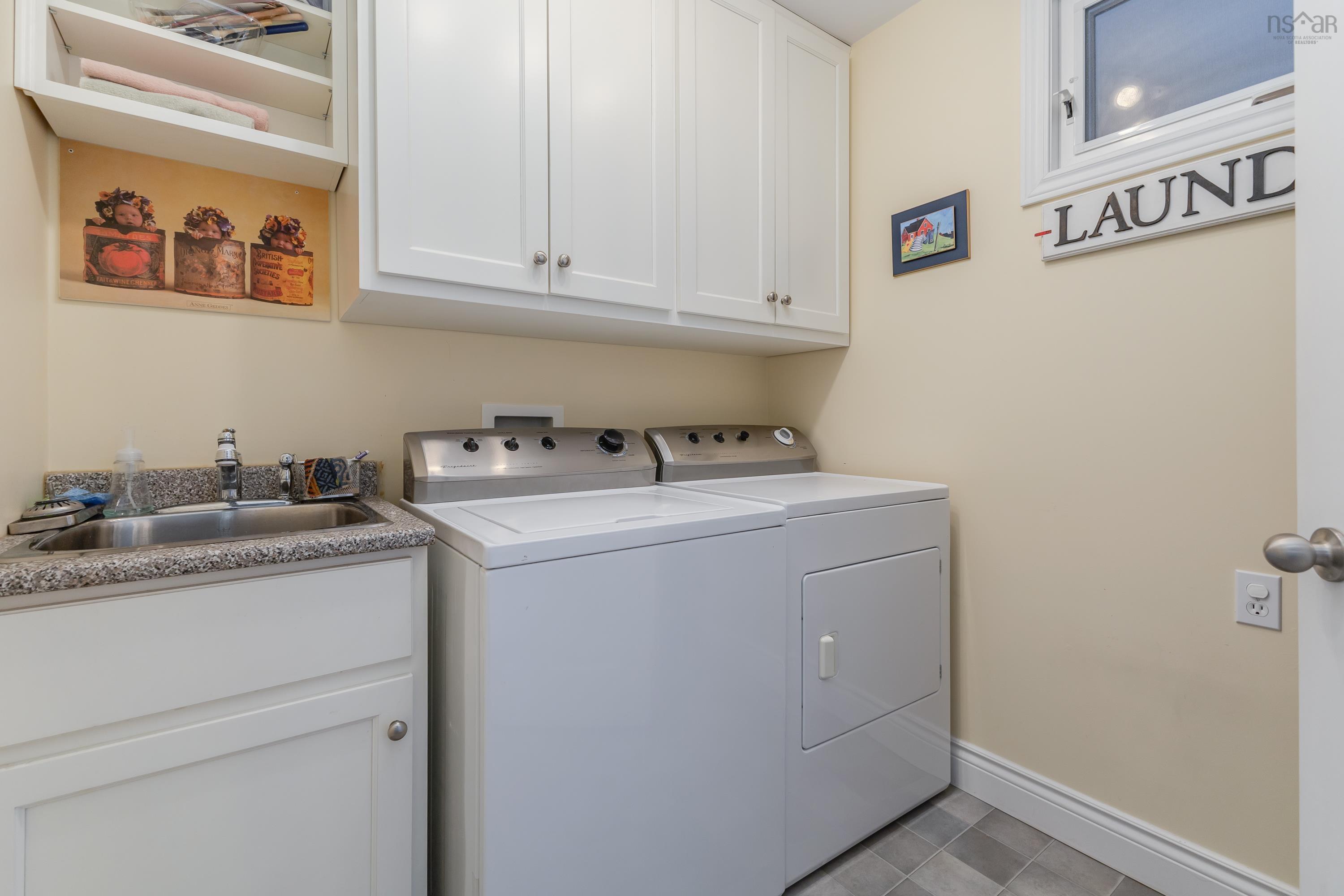 $650,000.00: 70 Davidson Lane, Waterside