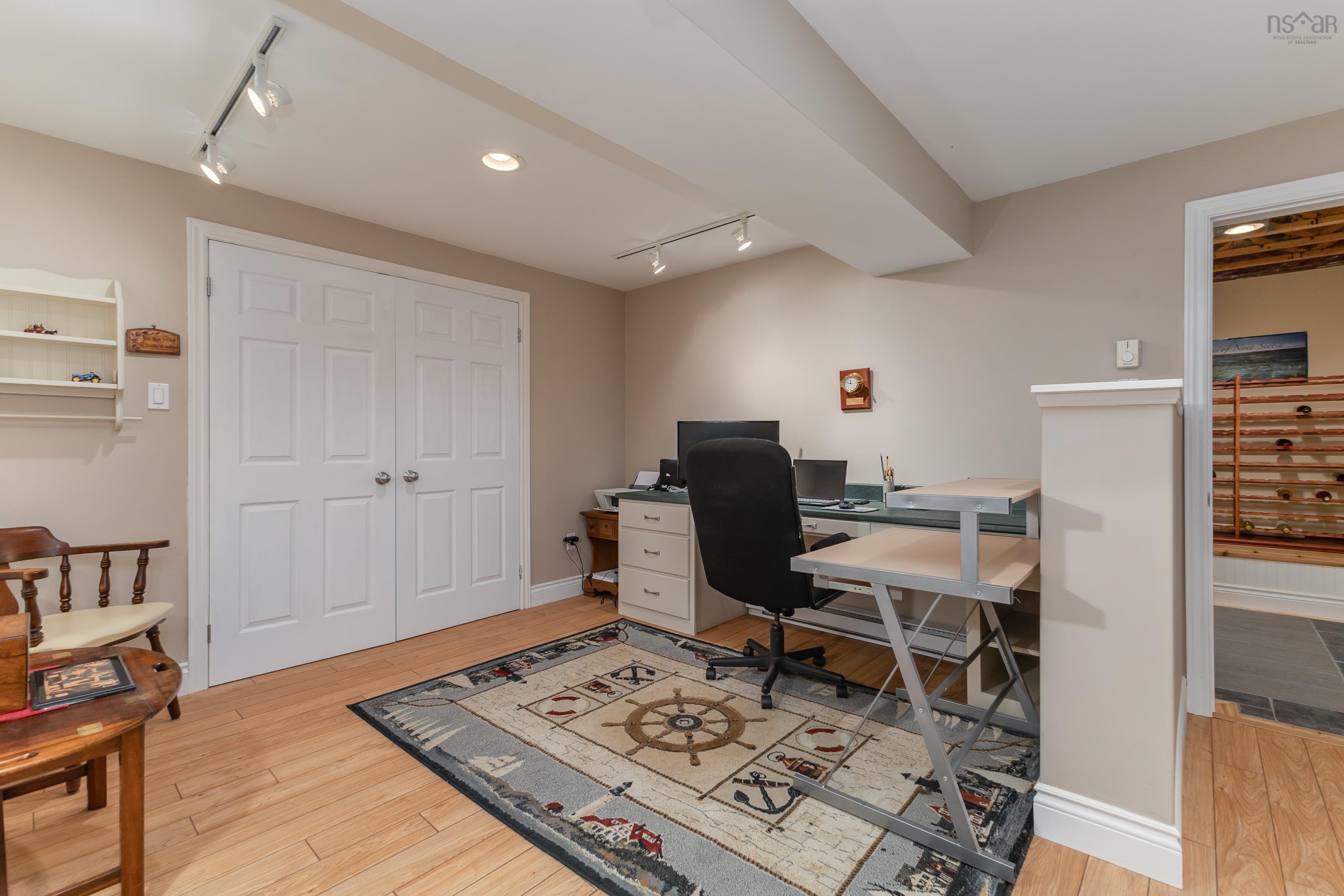 $650,000.00: 70 Davidson Lane, Waterside