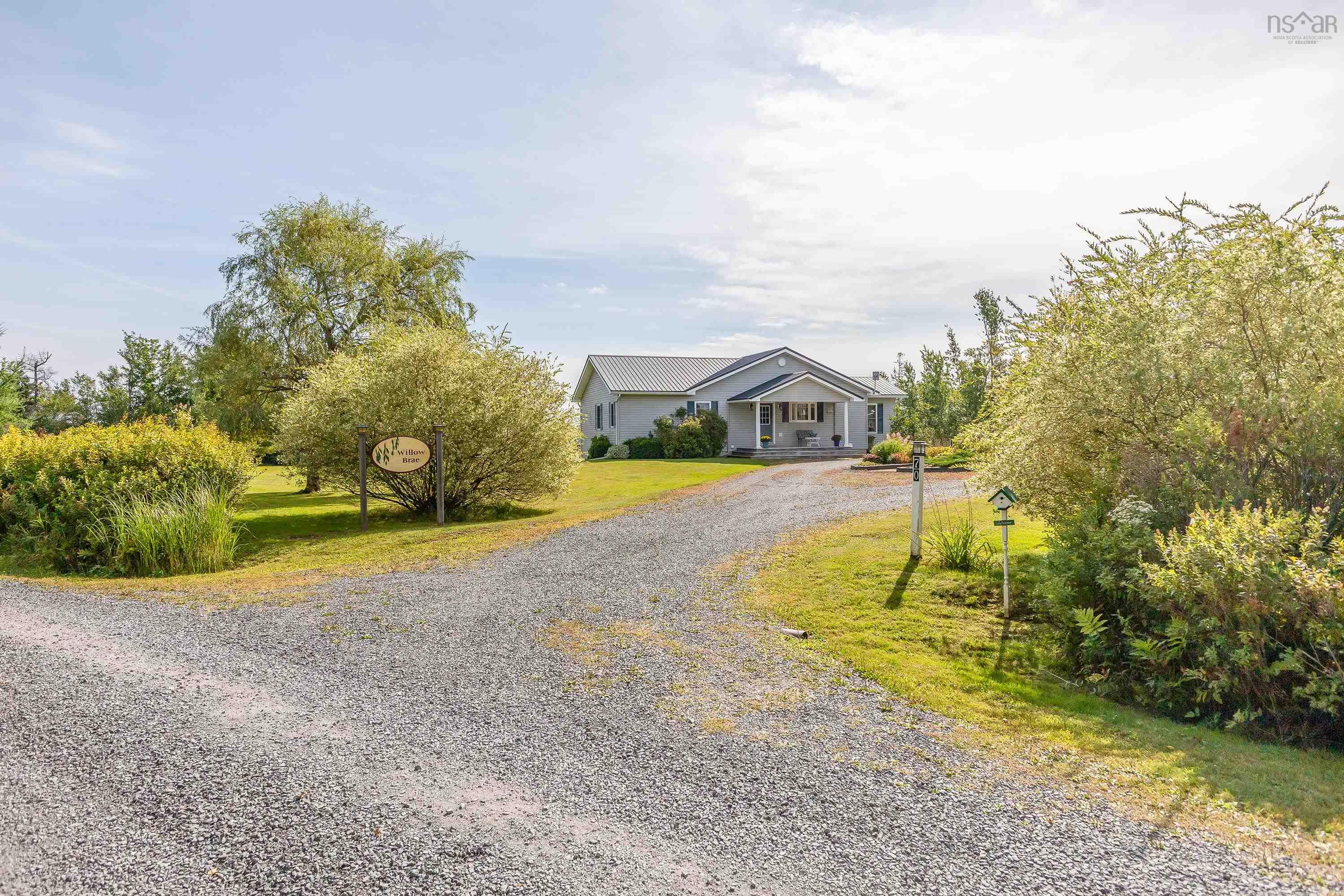 $650,000.00: 70 Davidson Lane, Waterside