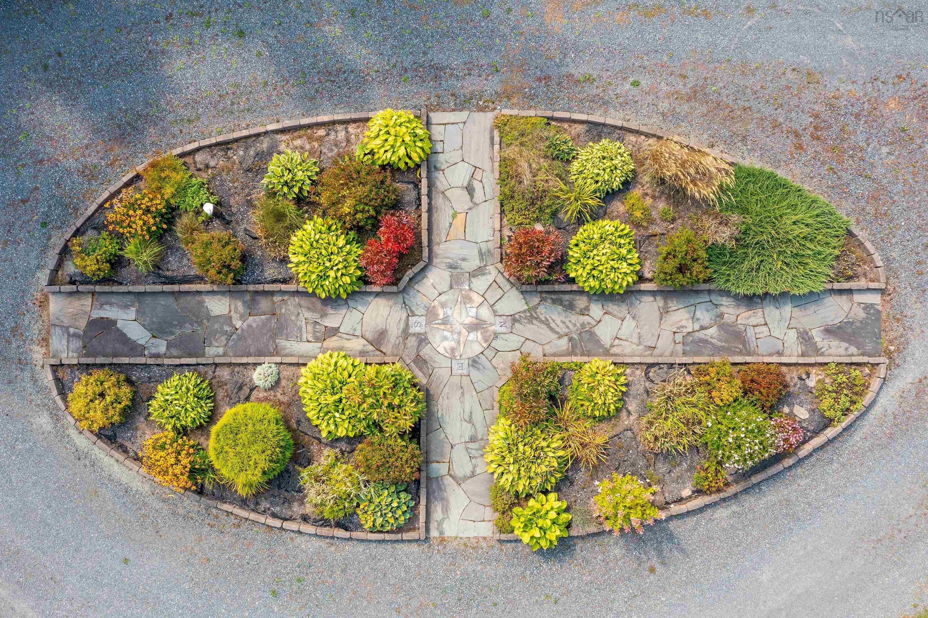 $650,000.00: 70 Davidson Lane, Waterside