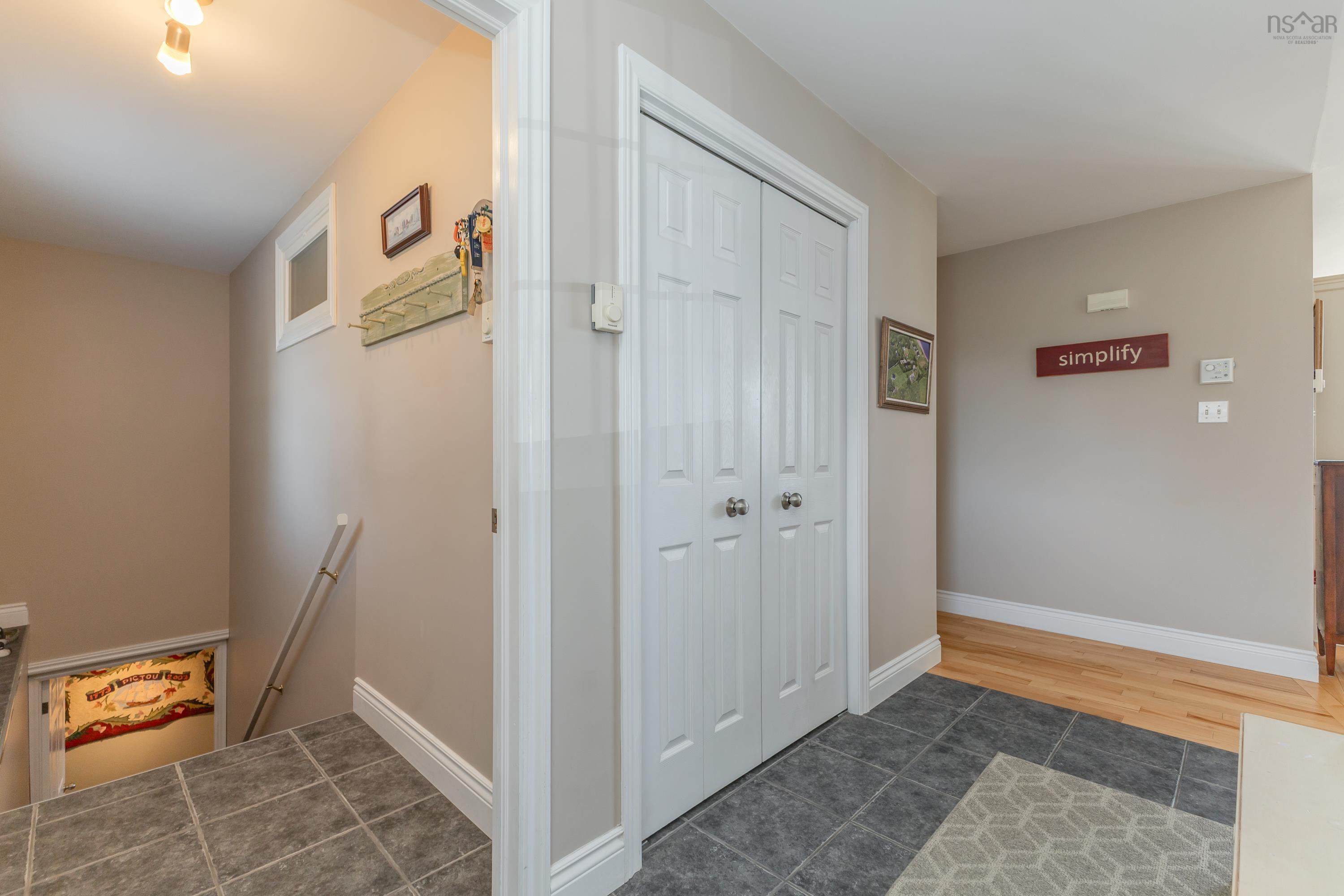 $650,000.00: 70 Davidson Lane, Waterside