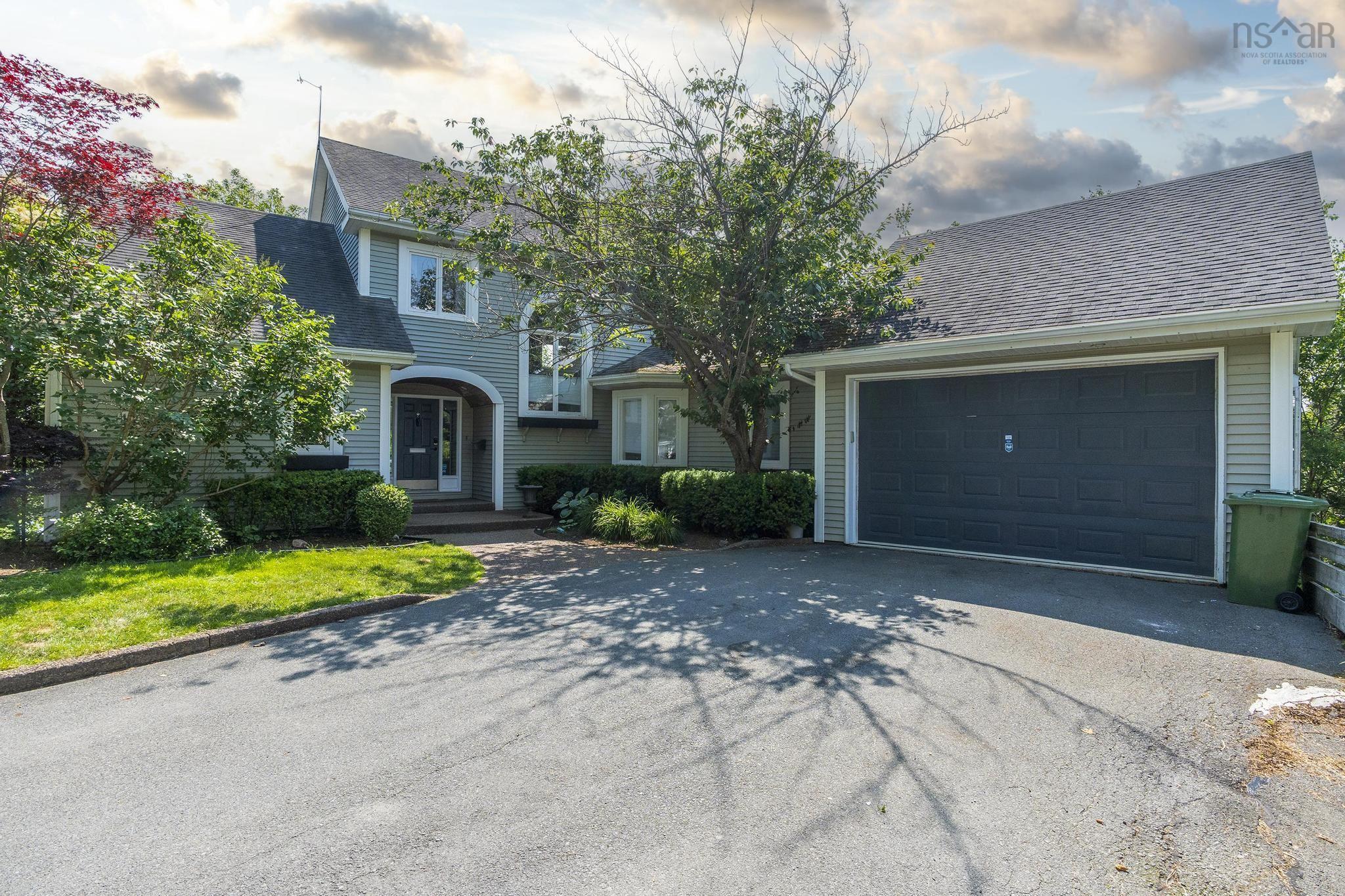 12 Saraguay Place, Halifax, NS (MLS® 202509705)