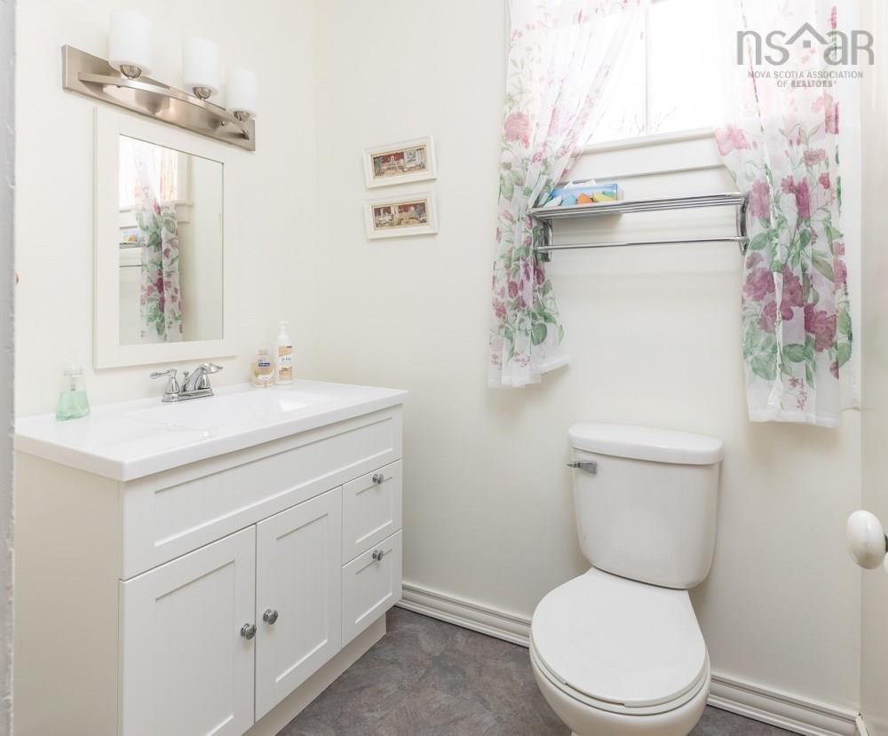 $344,900.00: 45 Alma Street, Yarmouth