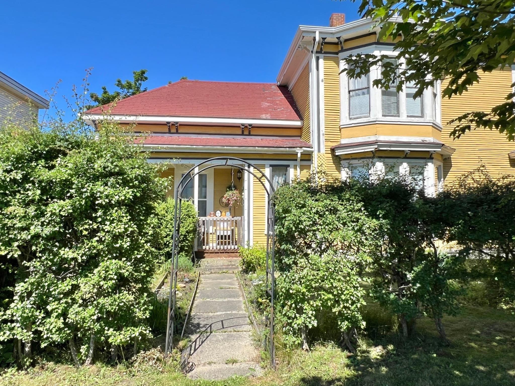 $344,900.00: 45 Alma Street, Yarmouth