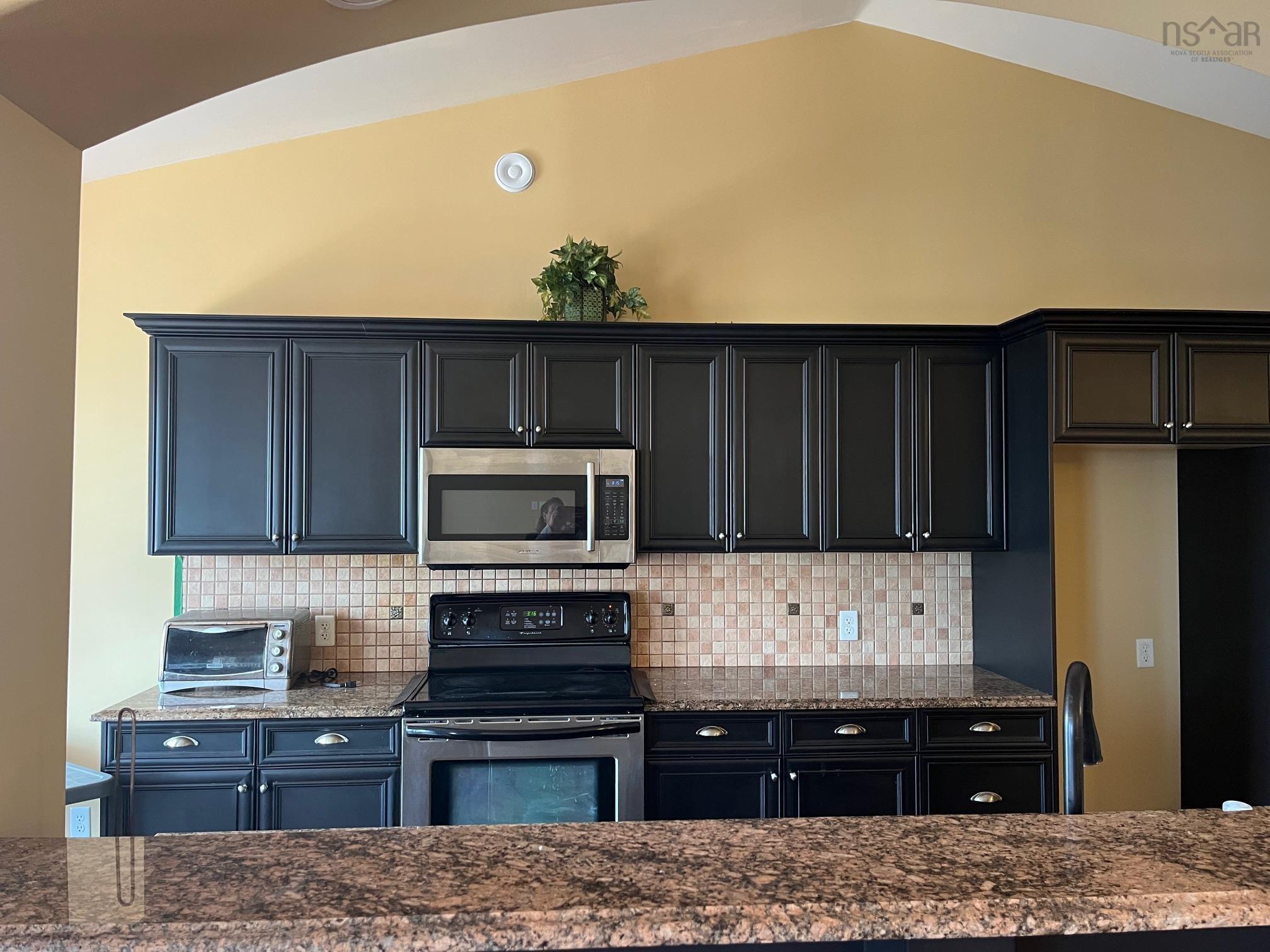 $689,000.00: 42 Rowan Avenue, New Glasgow