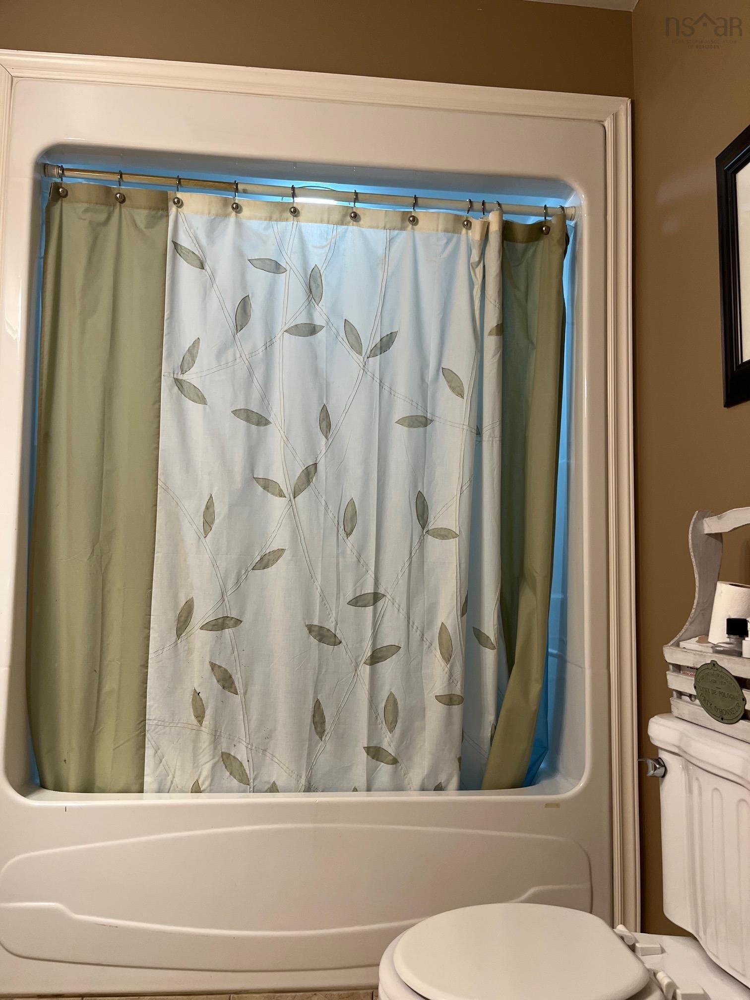 $689,000.00: 42 Rowan Avenue, New Glasgow