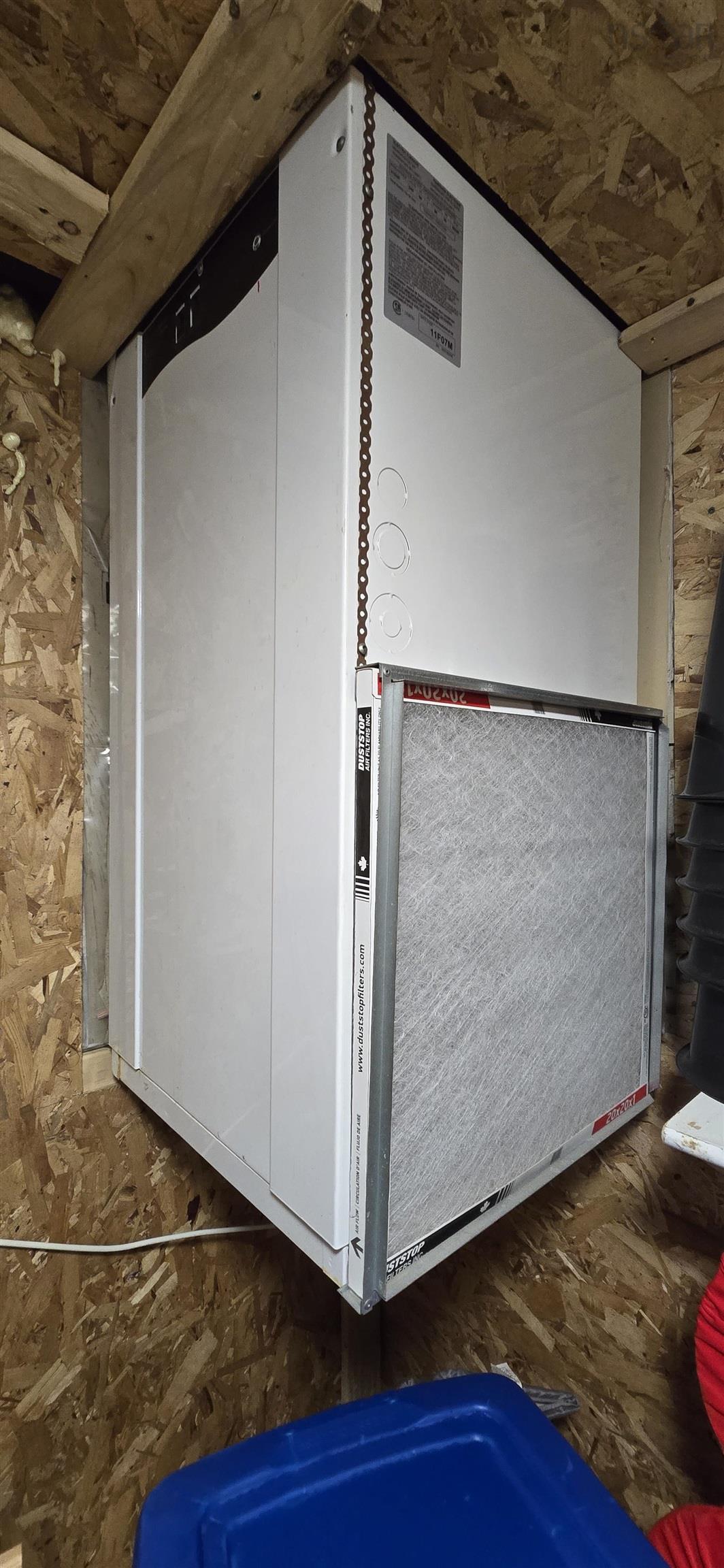 $87,900.00: 56 Commercial Street, Middleton