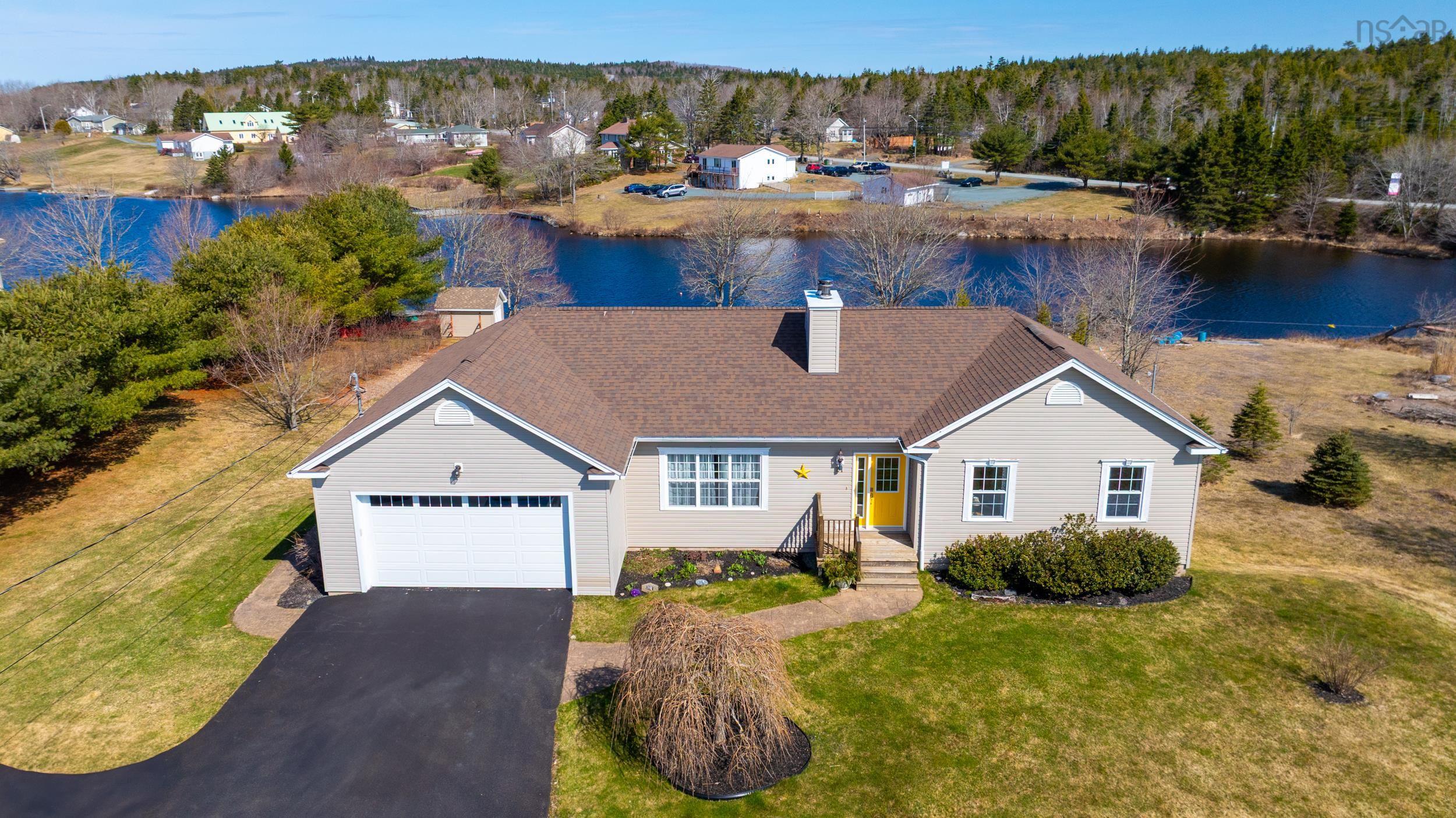 21 Meadowview Drive, Porters Lake, NS (MLS® 202509870)